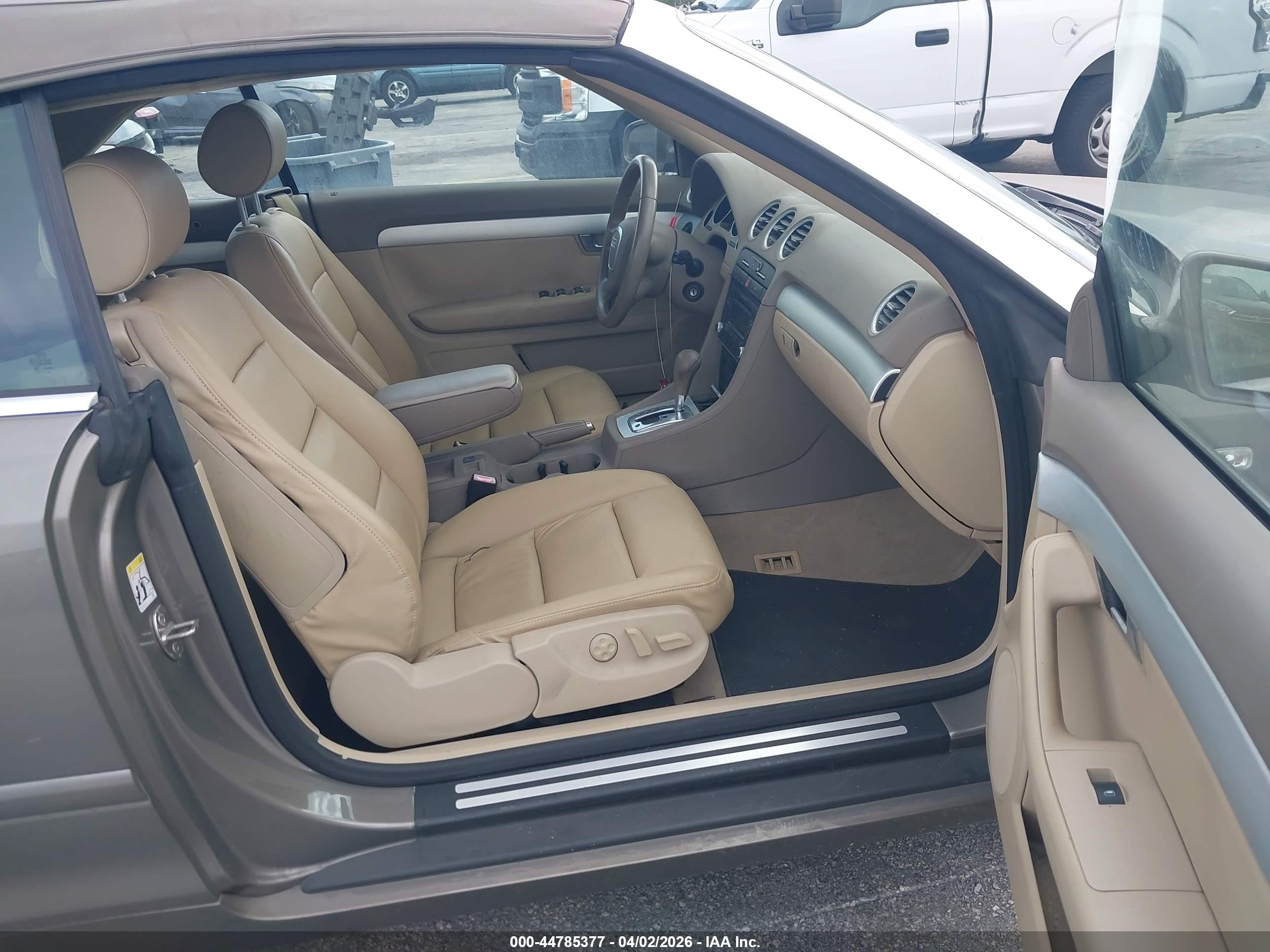 AUDI A4 image 5