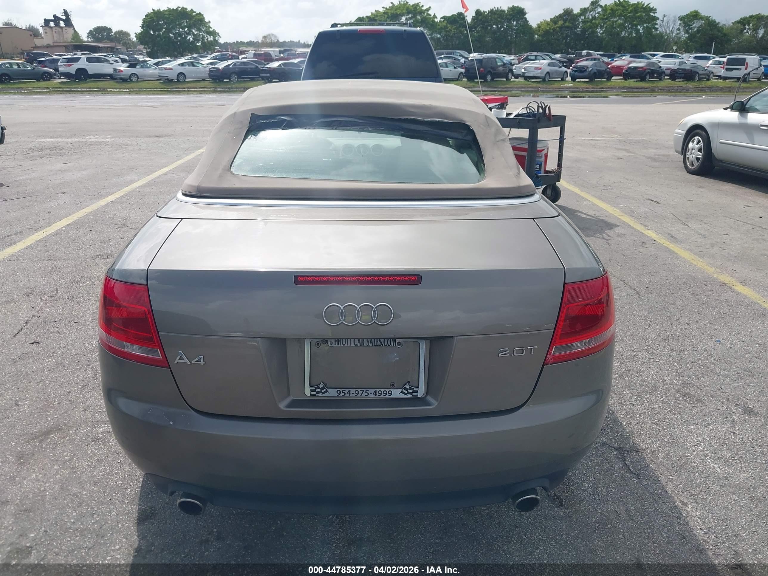 AUDI A4 image 6