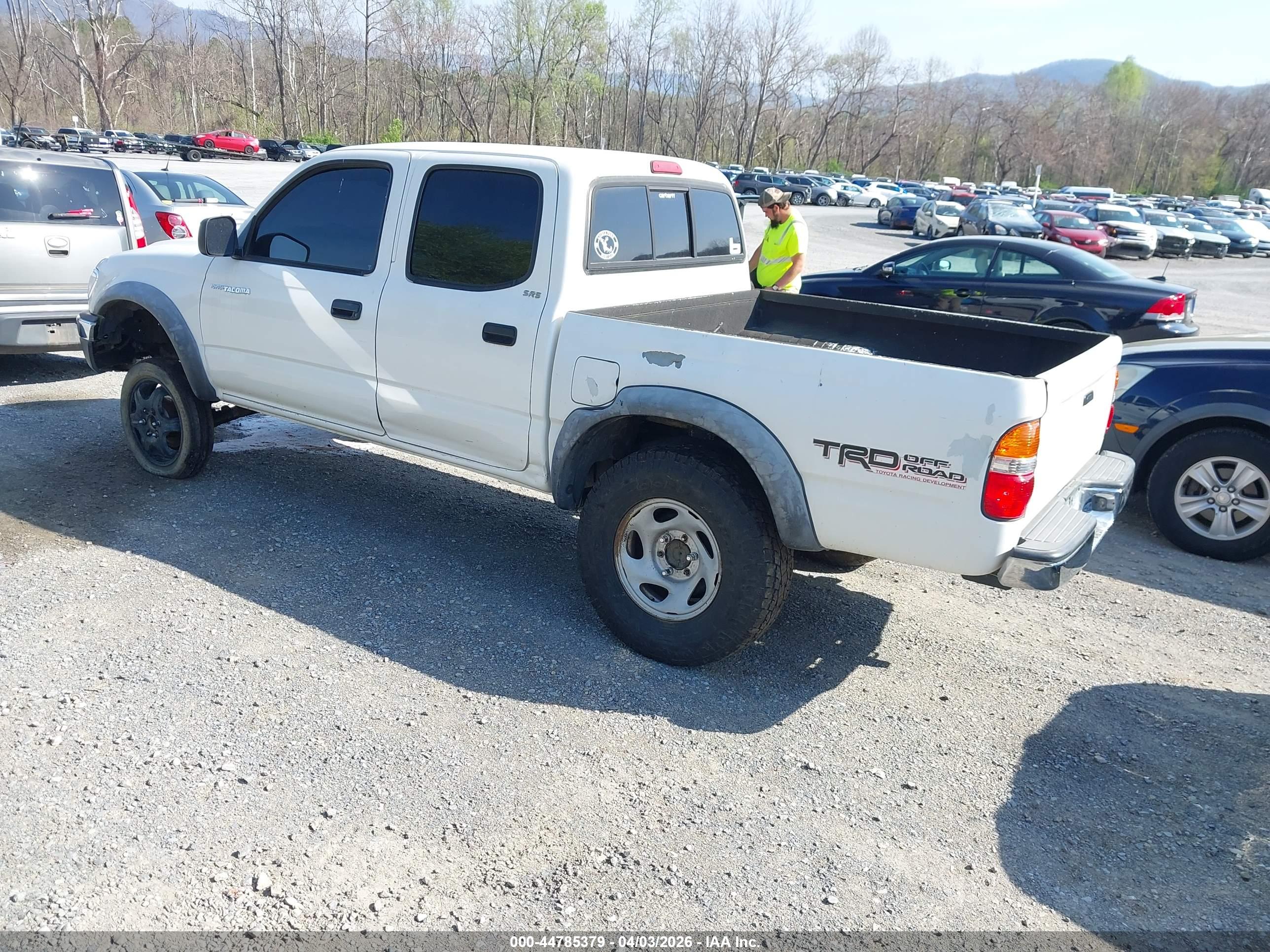 TOYOTA TACOMA image 3