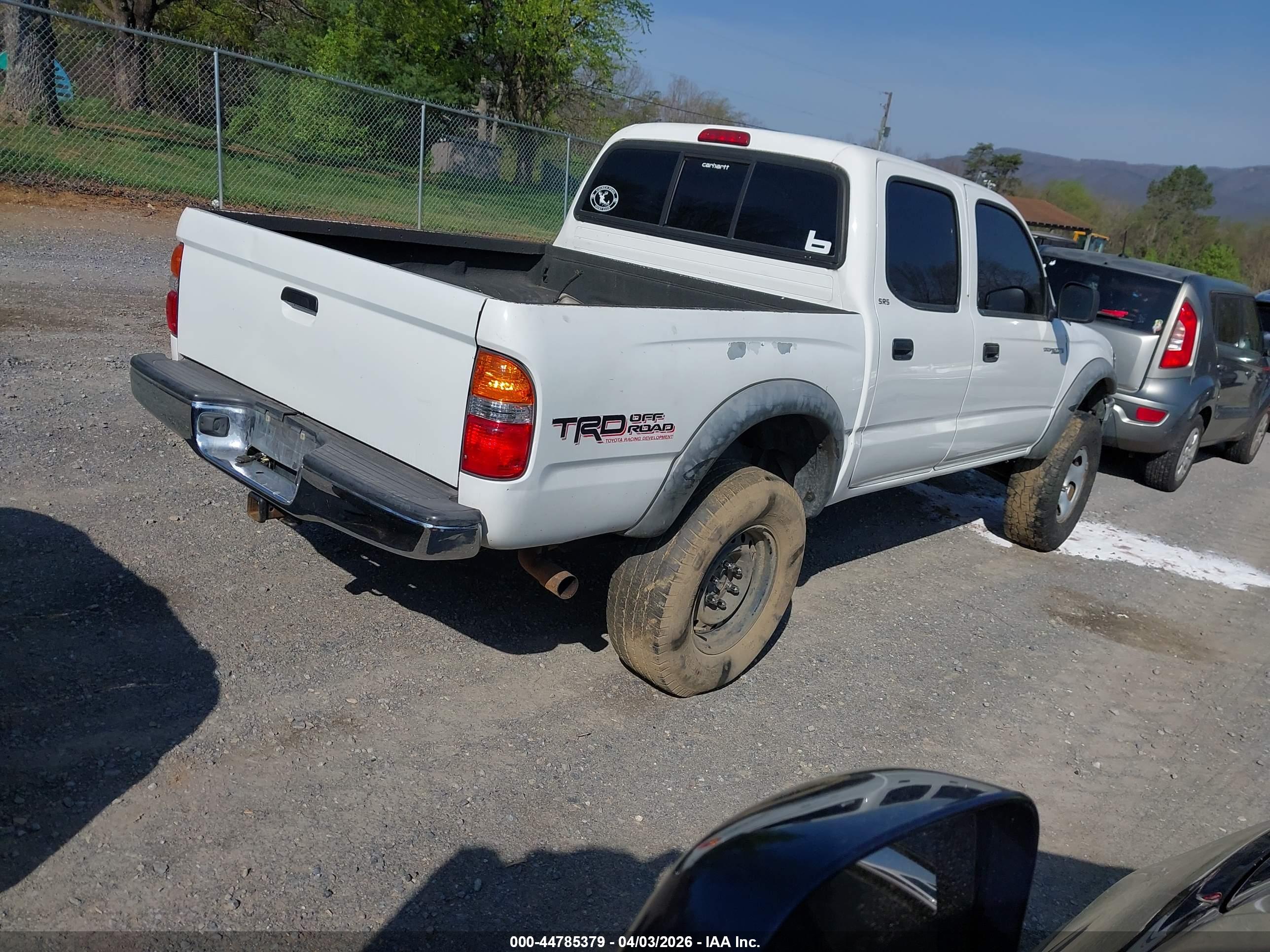 TOYOTA TACOMA image 4