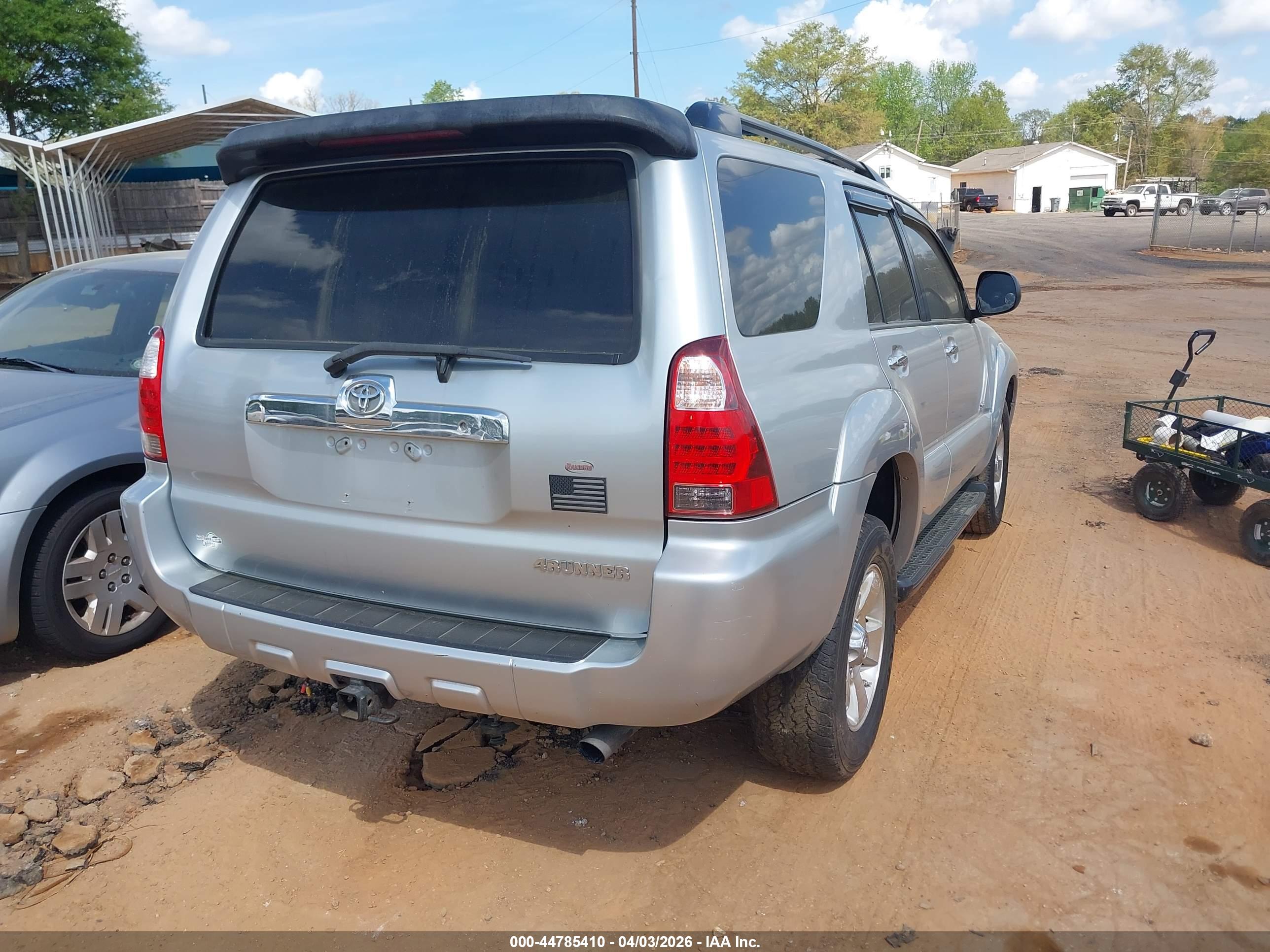 TOYOTA 4RUNNER image 4