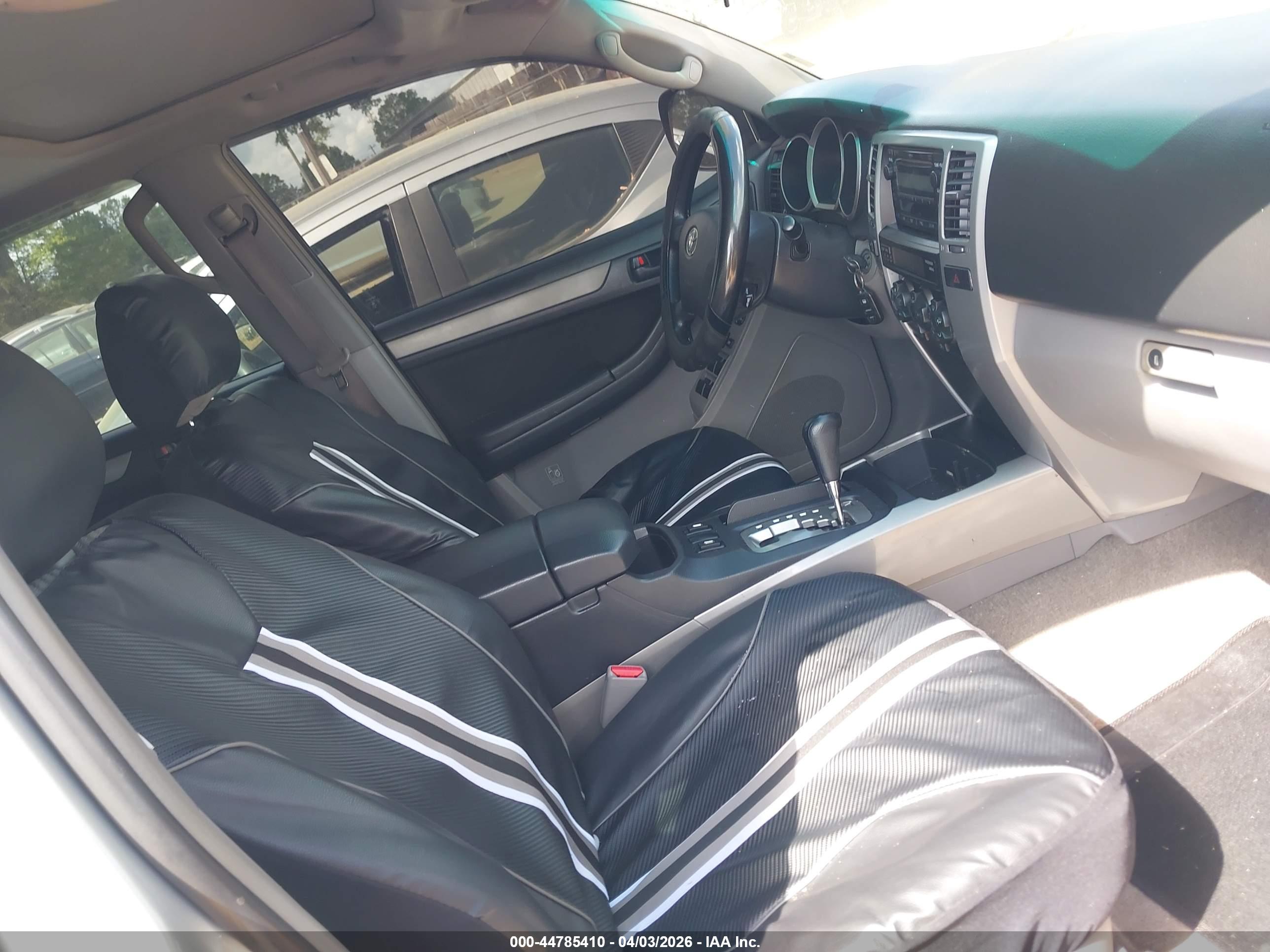 TOYOTA 4RUNNER image 5