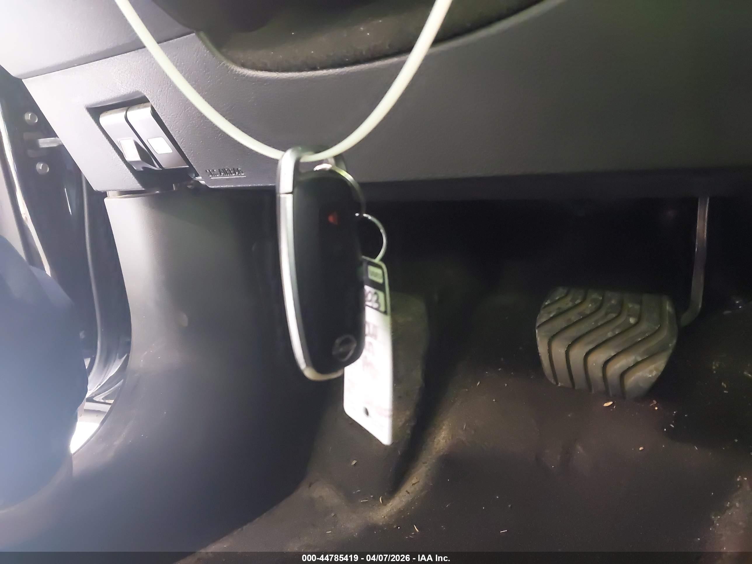 NISSAN KICKS image 11