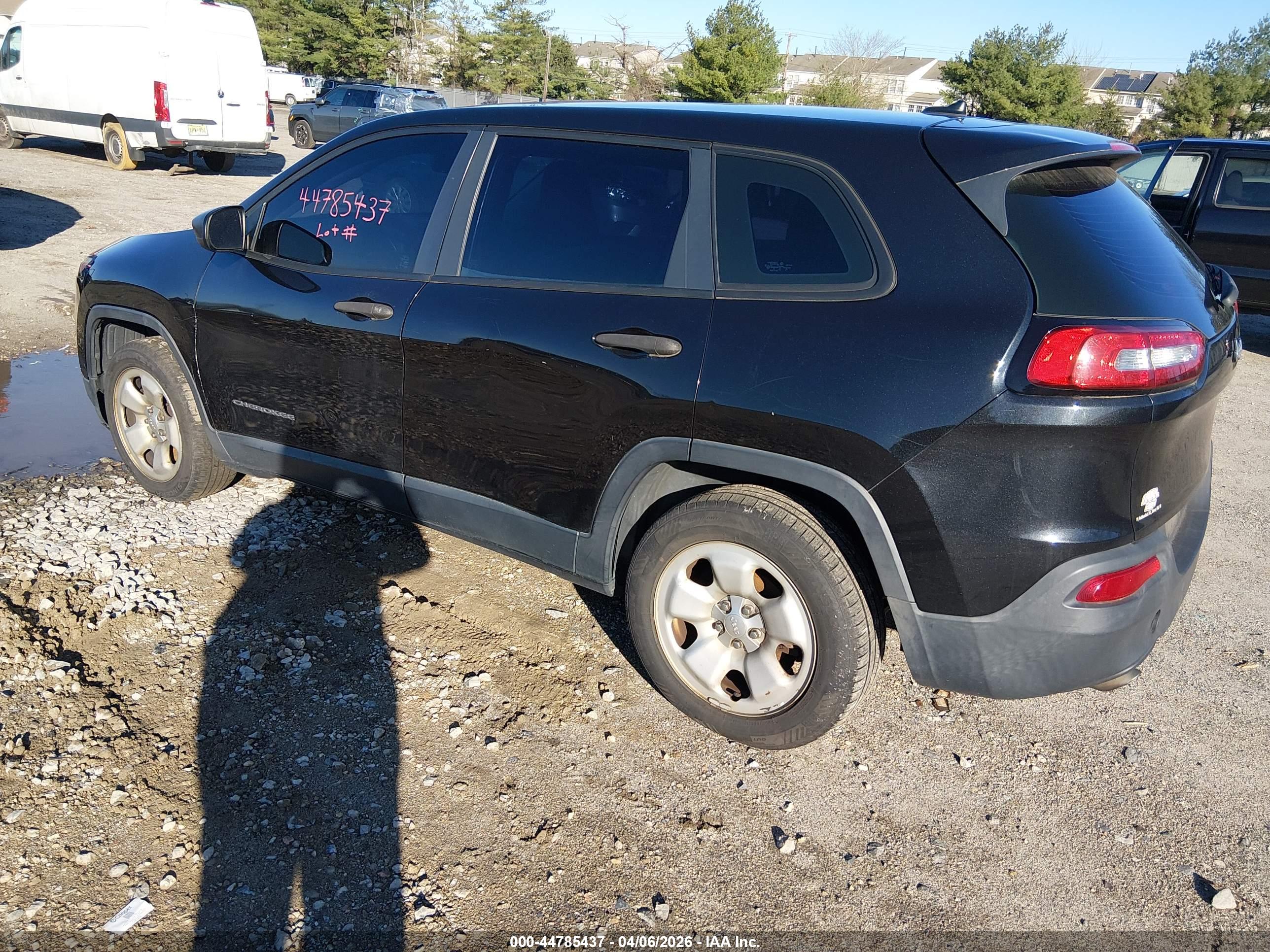 JEEP CHEROKEE image 3