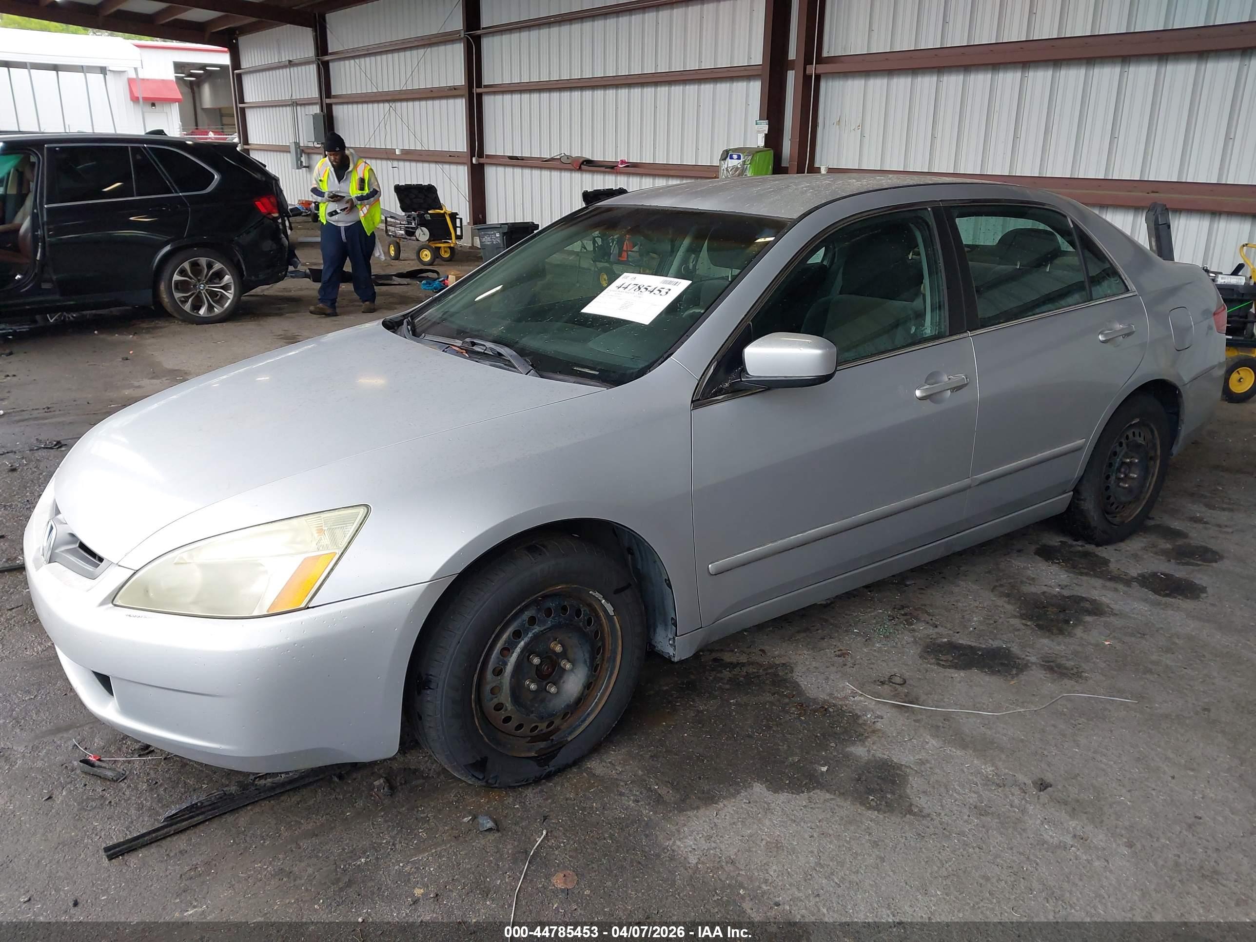 HONDA ACCORD image 2