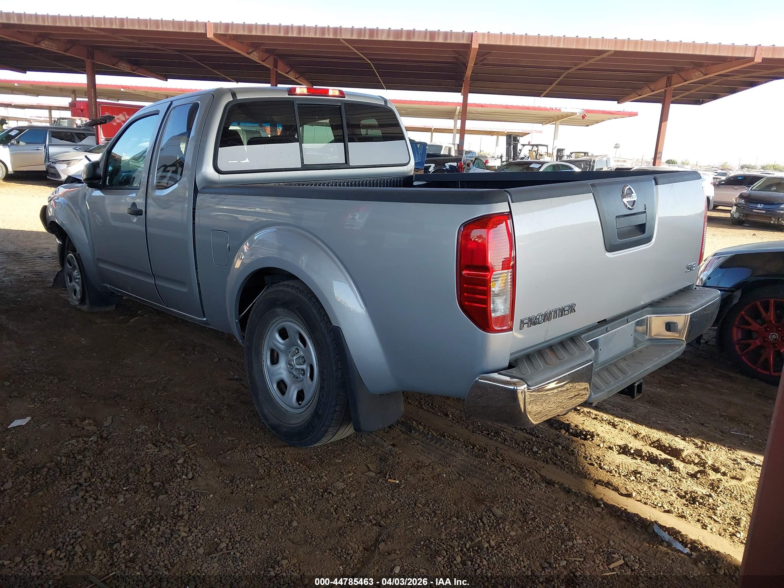 NISSAN FRONTIER image 3