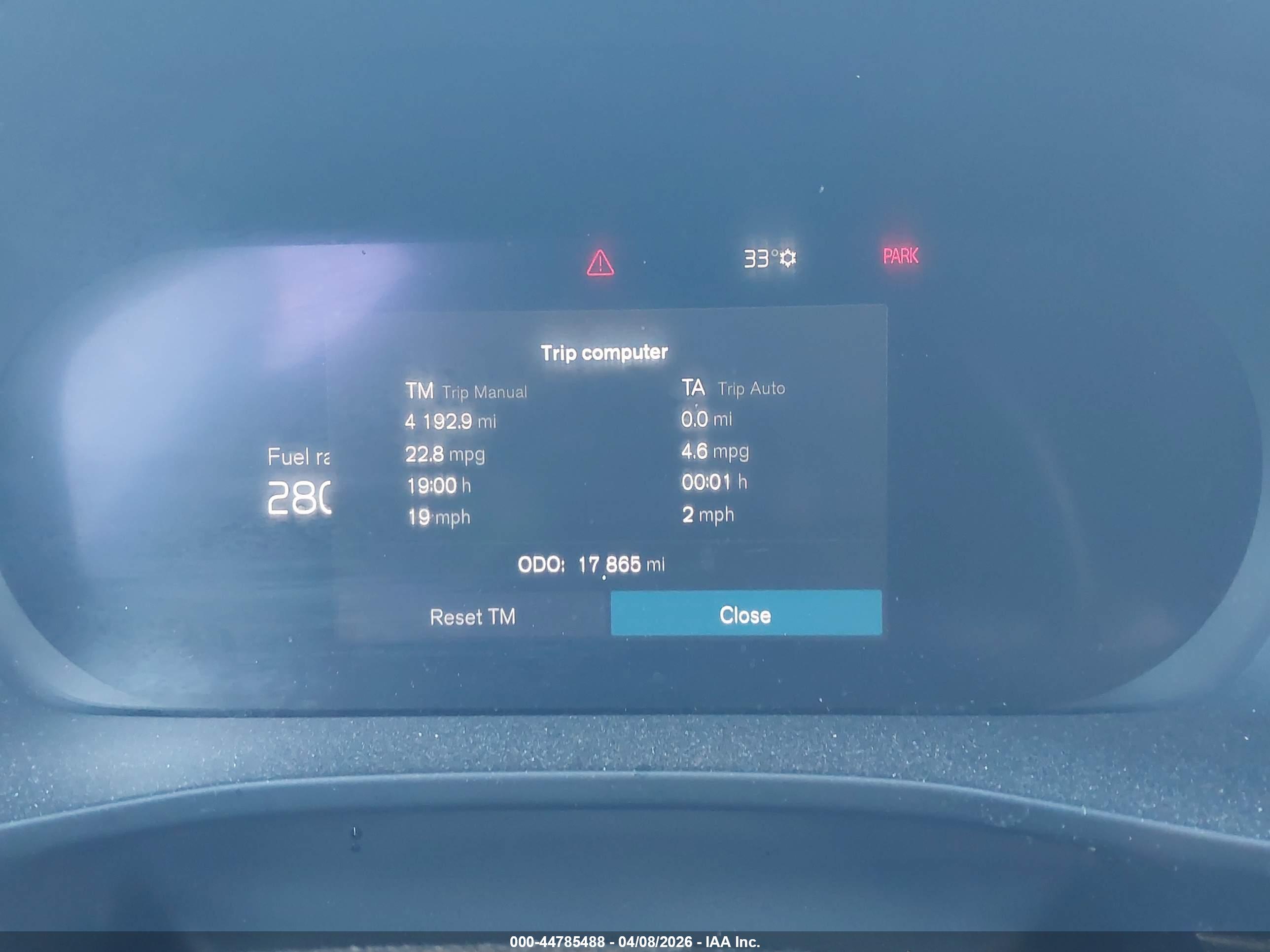 VOLVO XC40 image 7