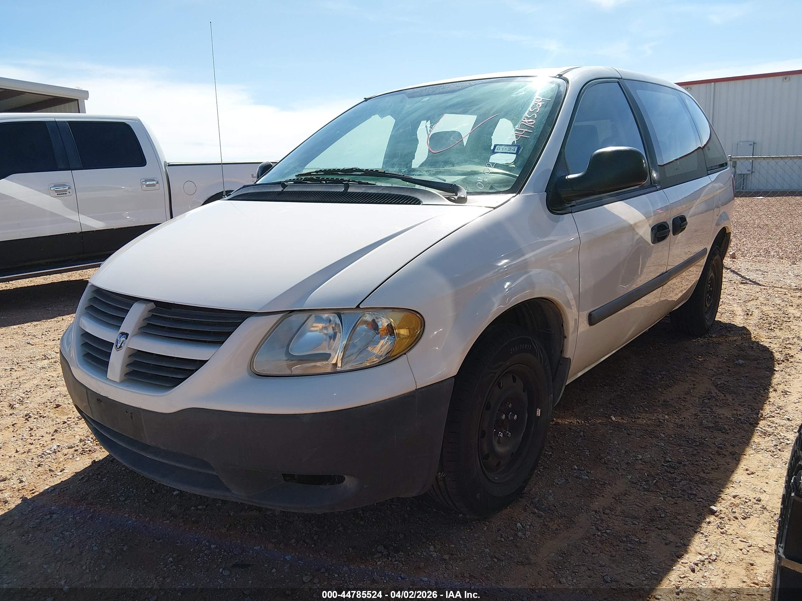 DODGE CARAVAN image 2