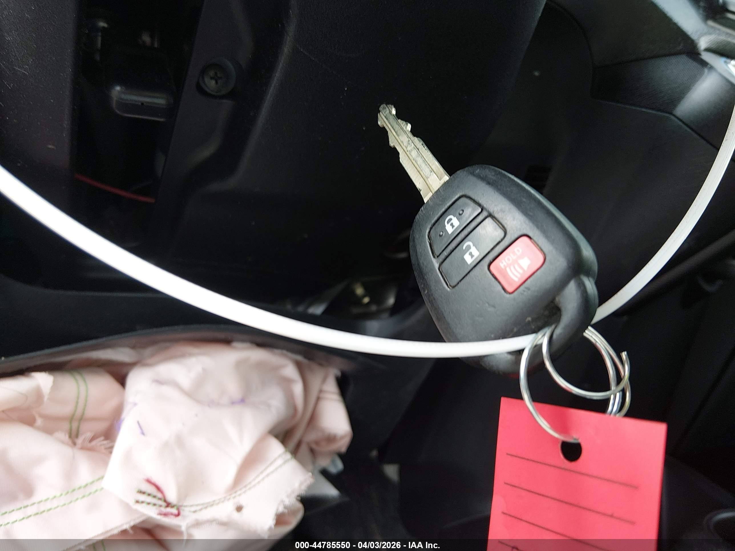 TOYOTA PRIUS image 11