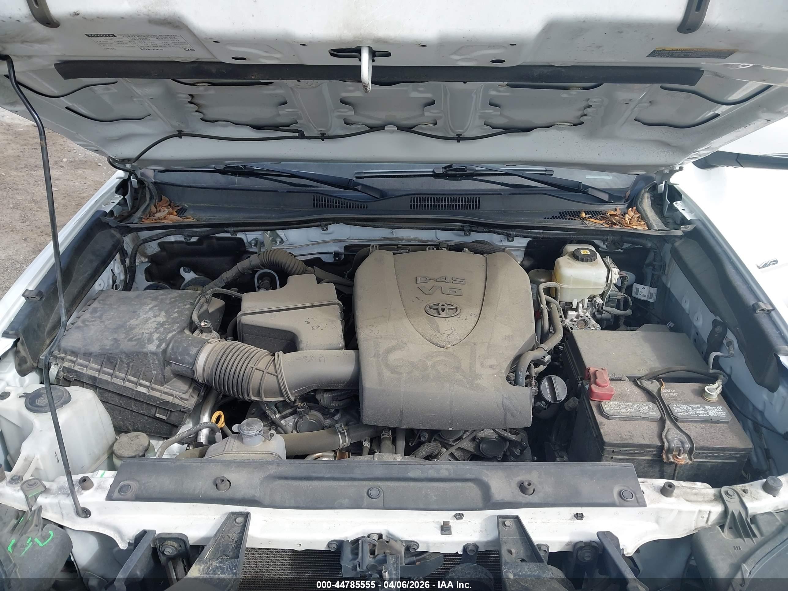 TOYOTA TACOMA image 10