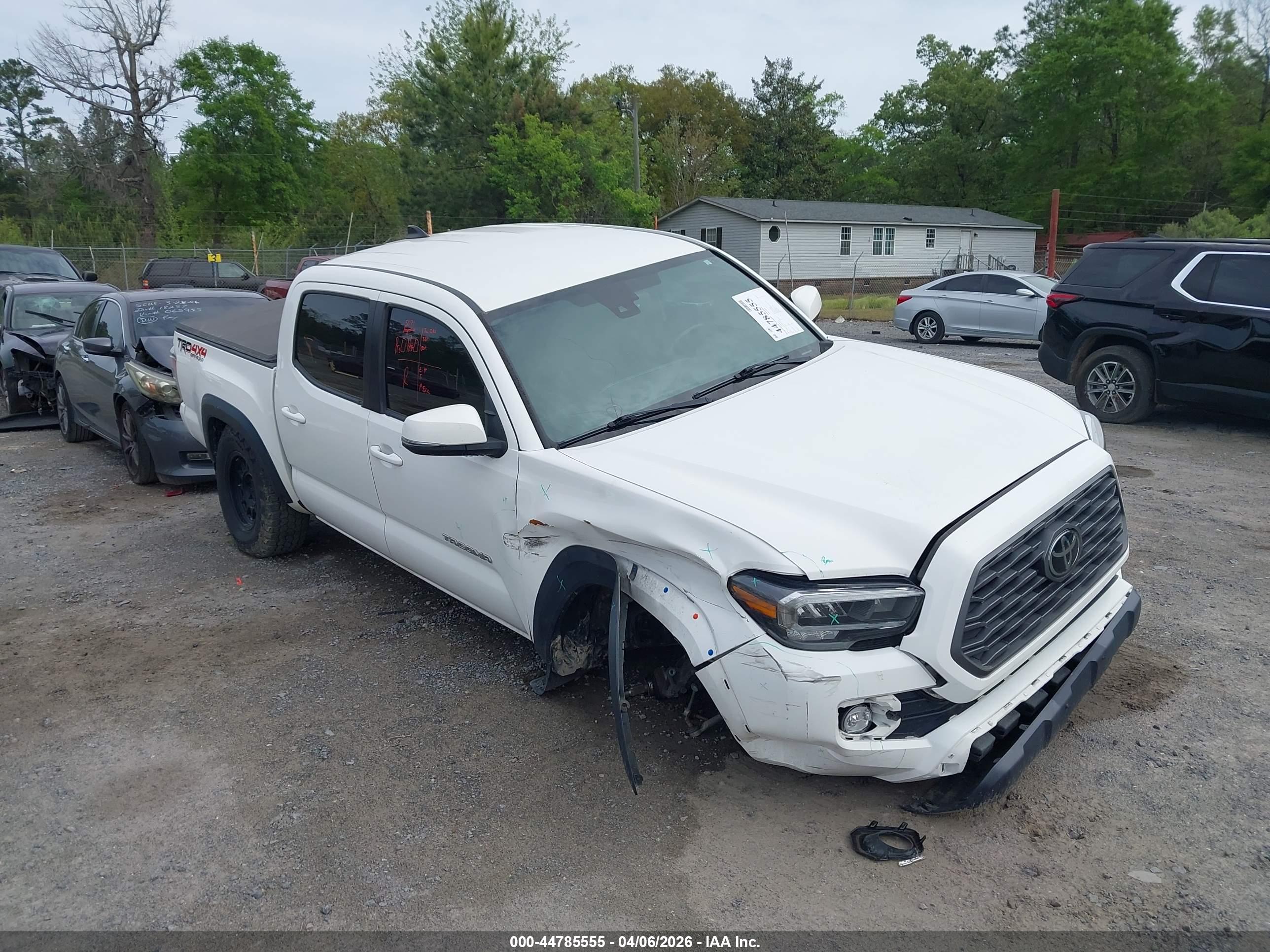 TOYOTA TACOMA image 6