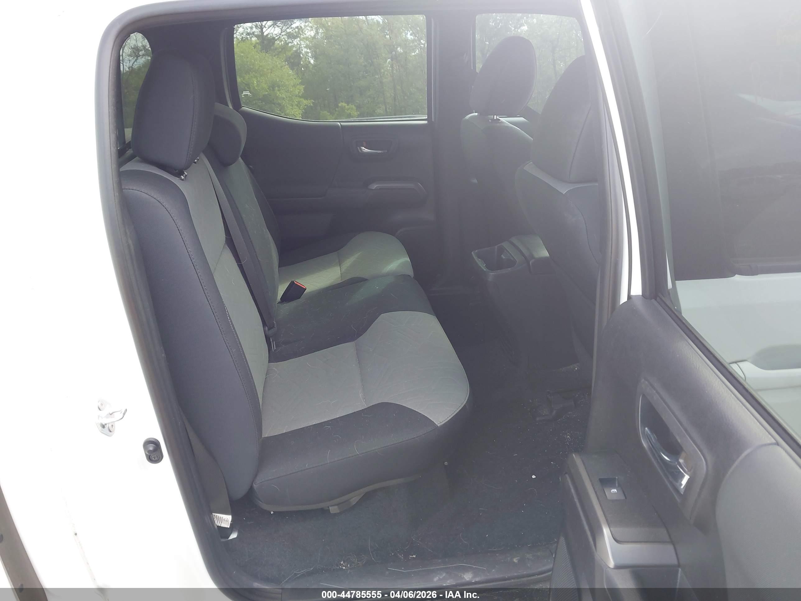 TOYOTA TACOMA image 8