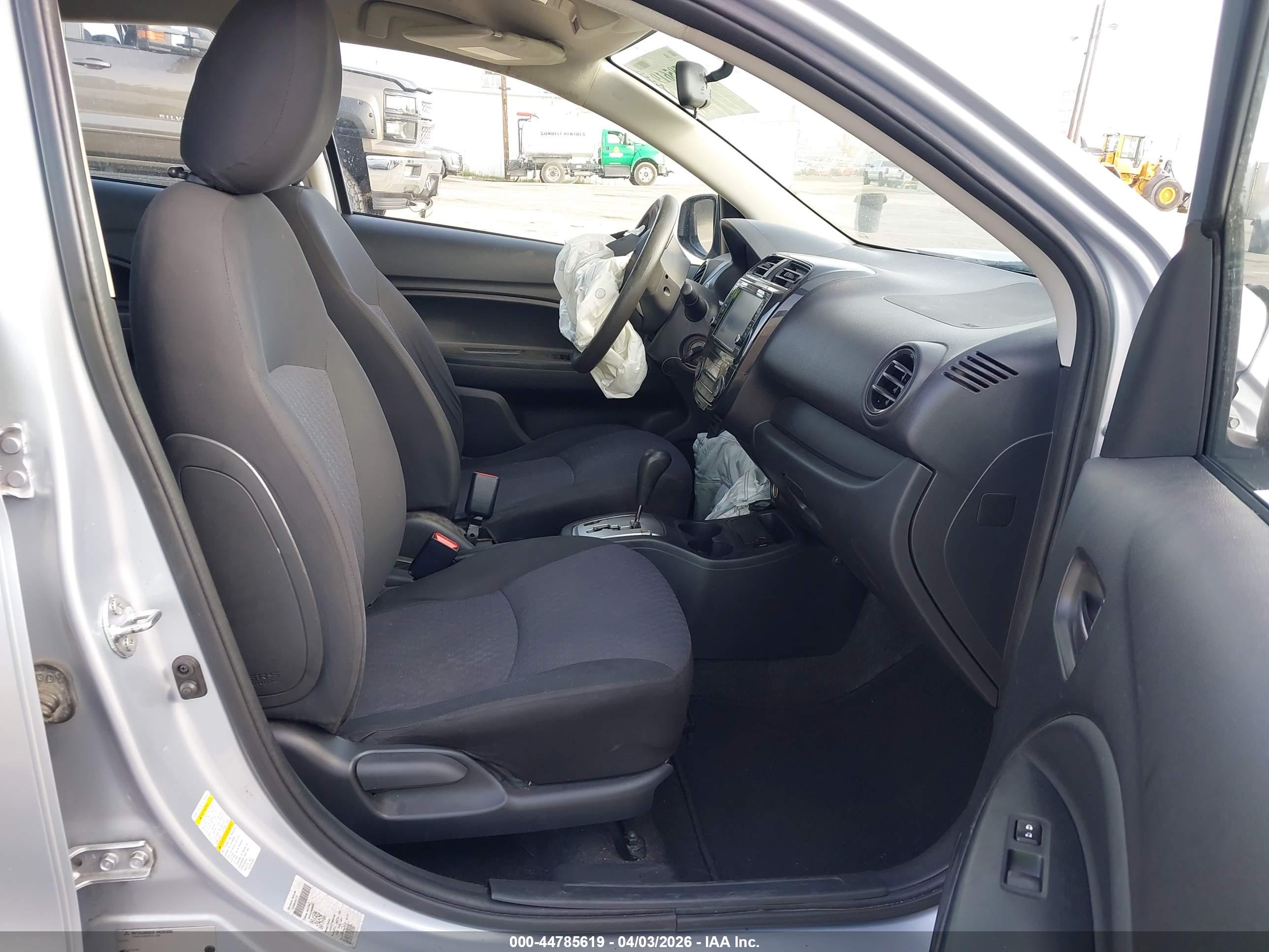 MITSUBISHI MIRAGE image 5