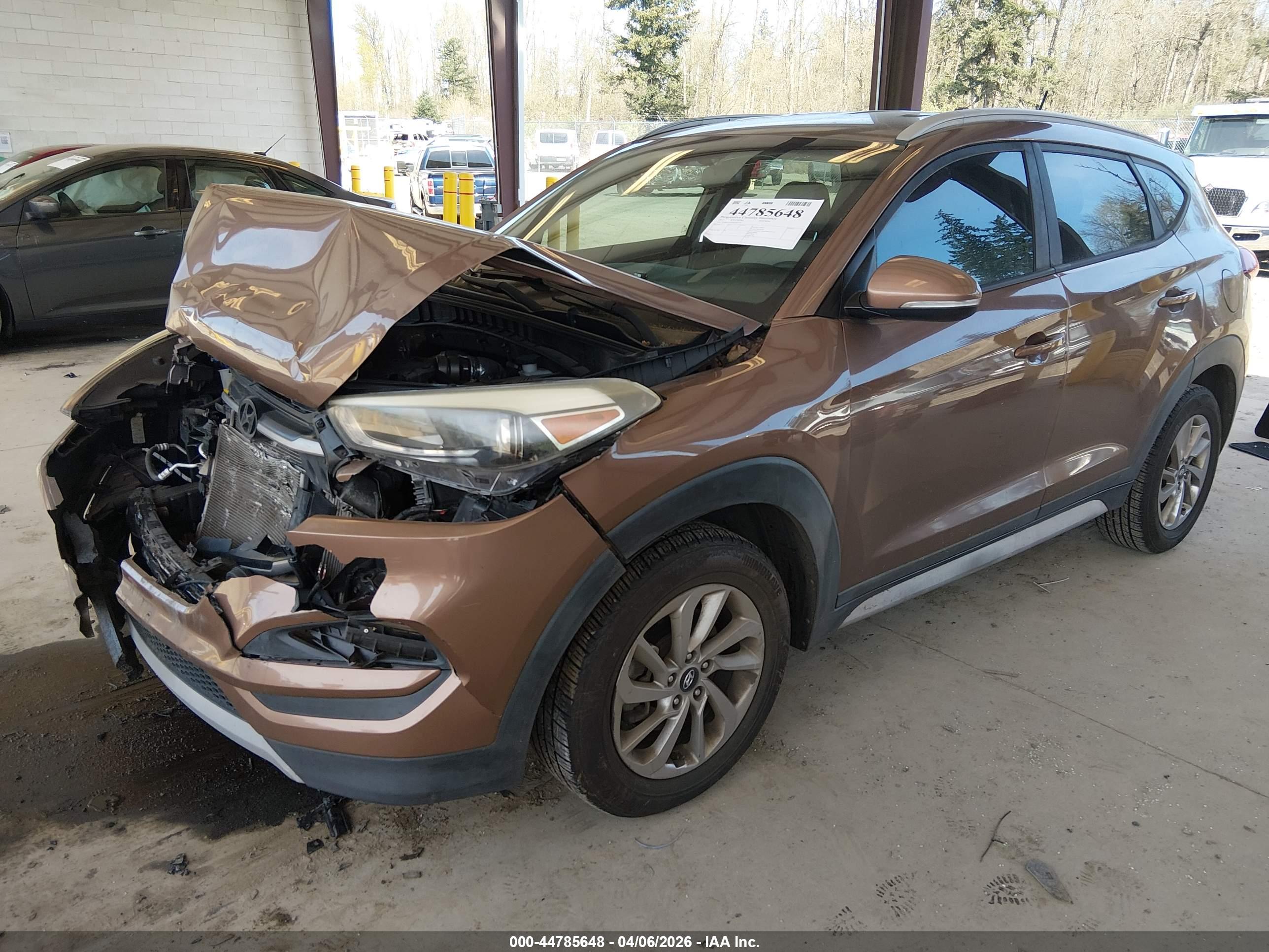 HYUNDAI TUCSON image 2