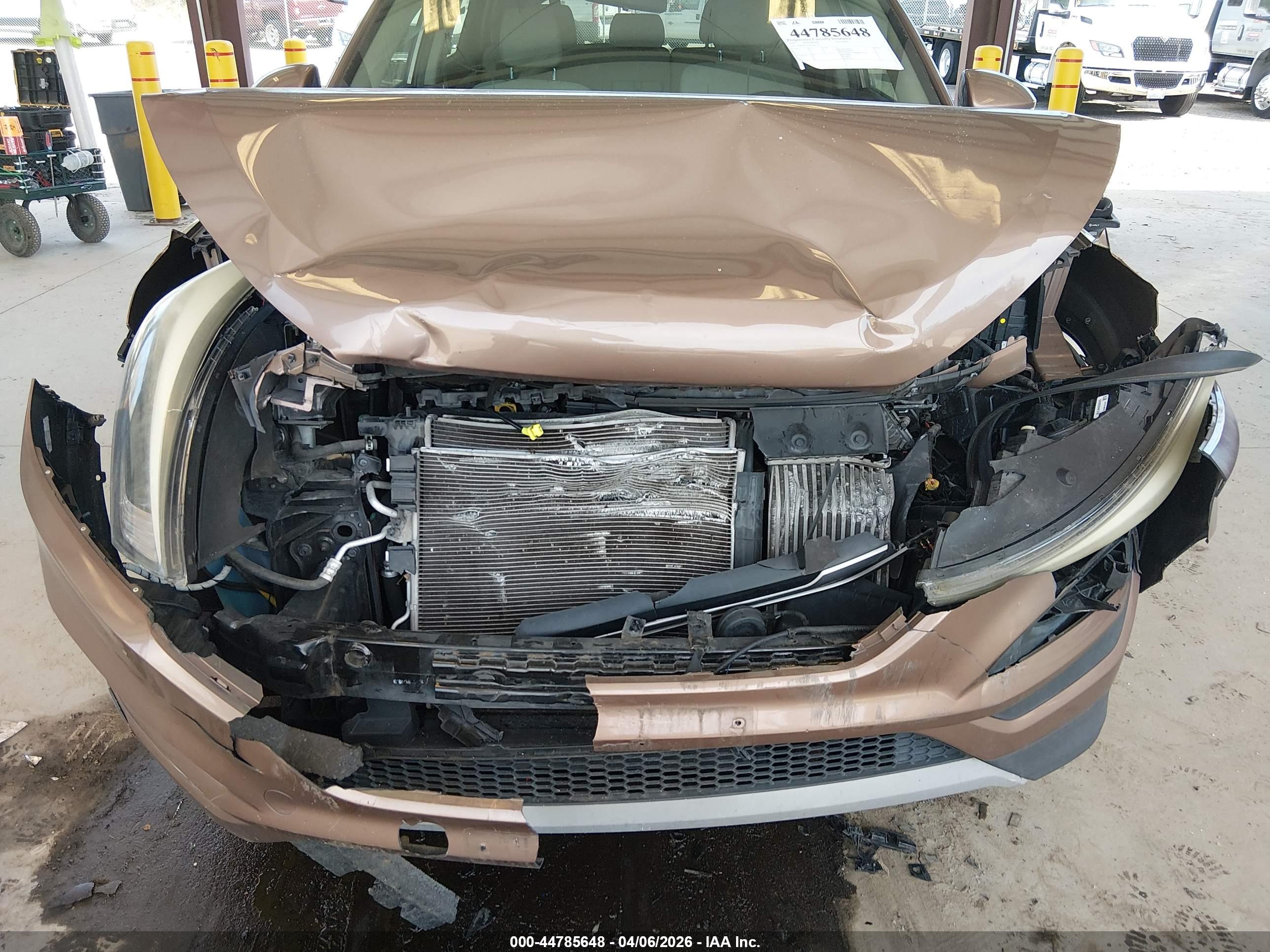 HYUNDAI TUCSON image 6