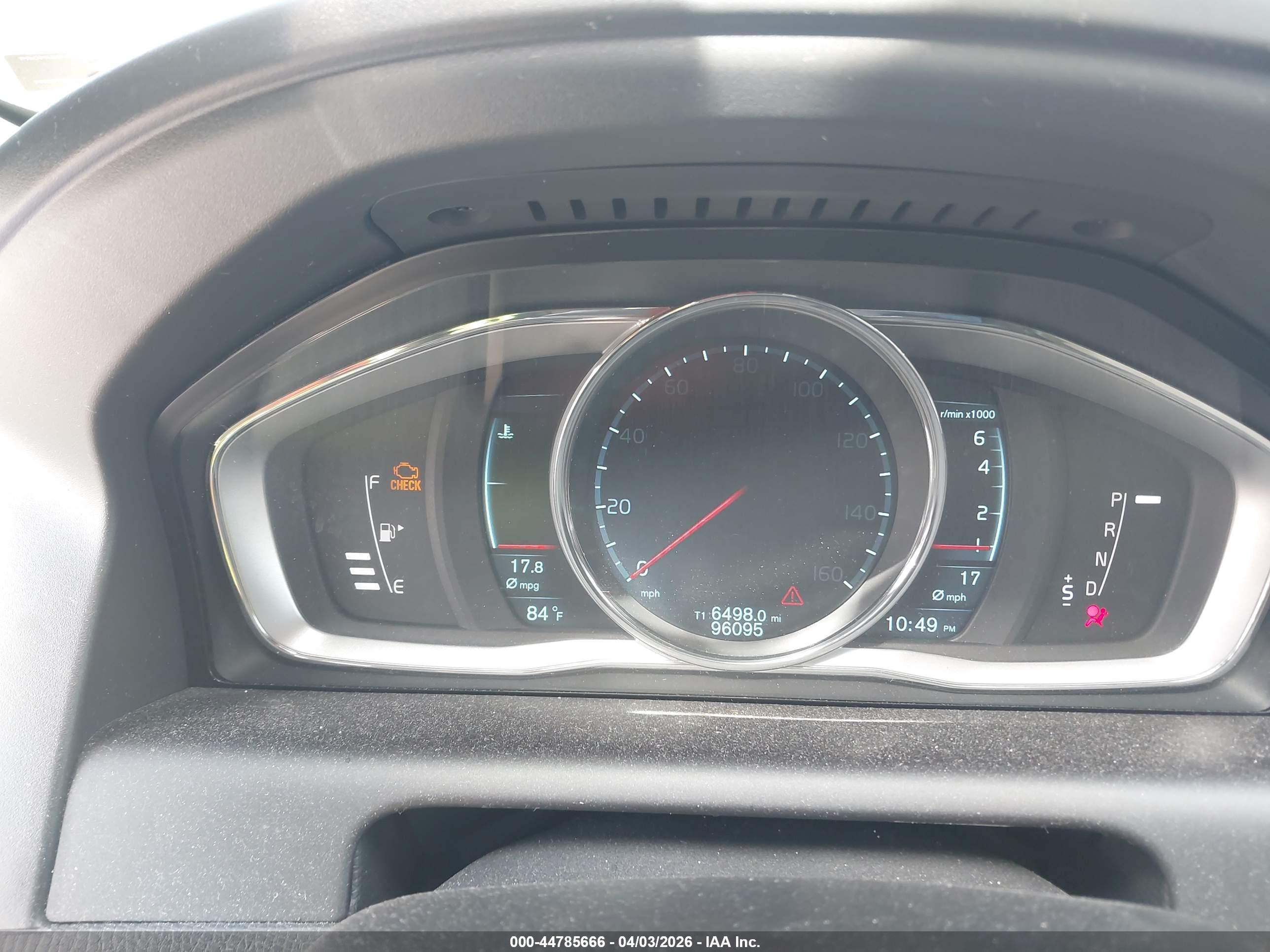 VOLVO XC60 image 7