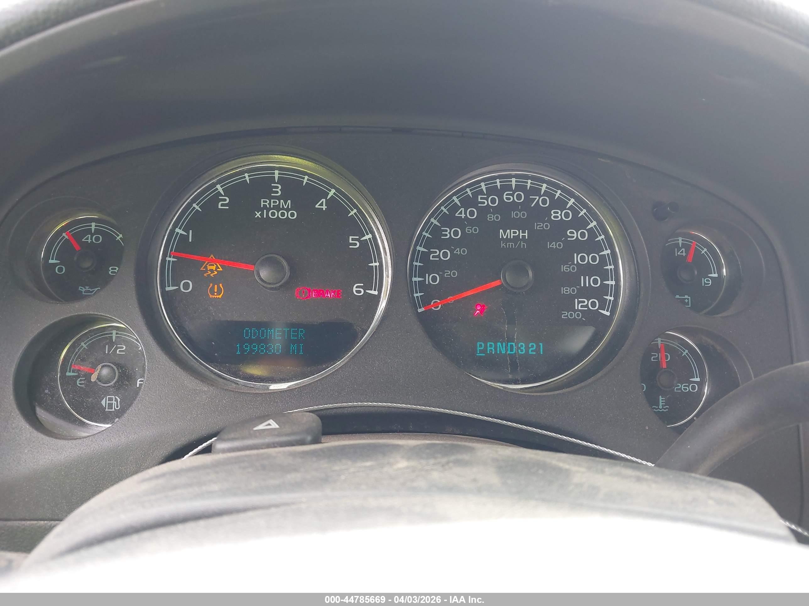 CHEVROLET SILVERADO image 7