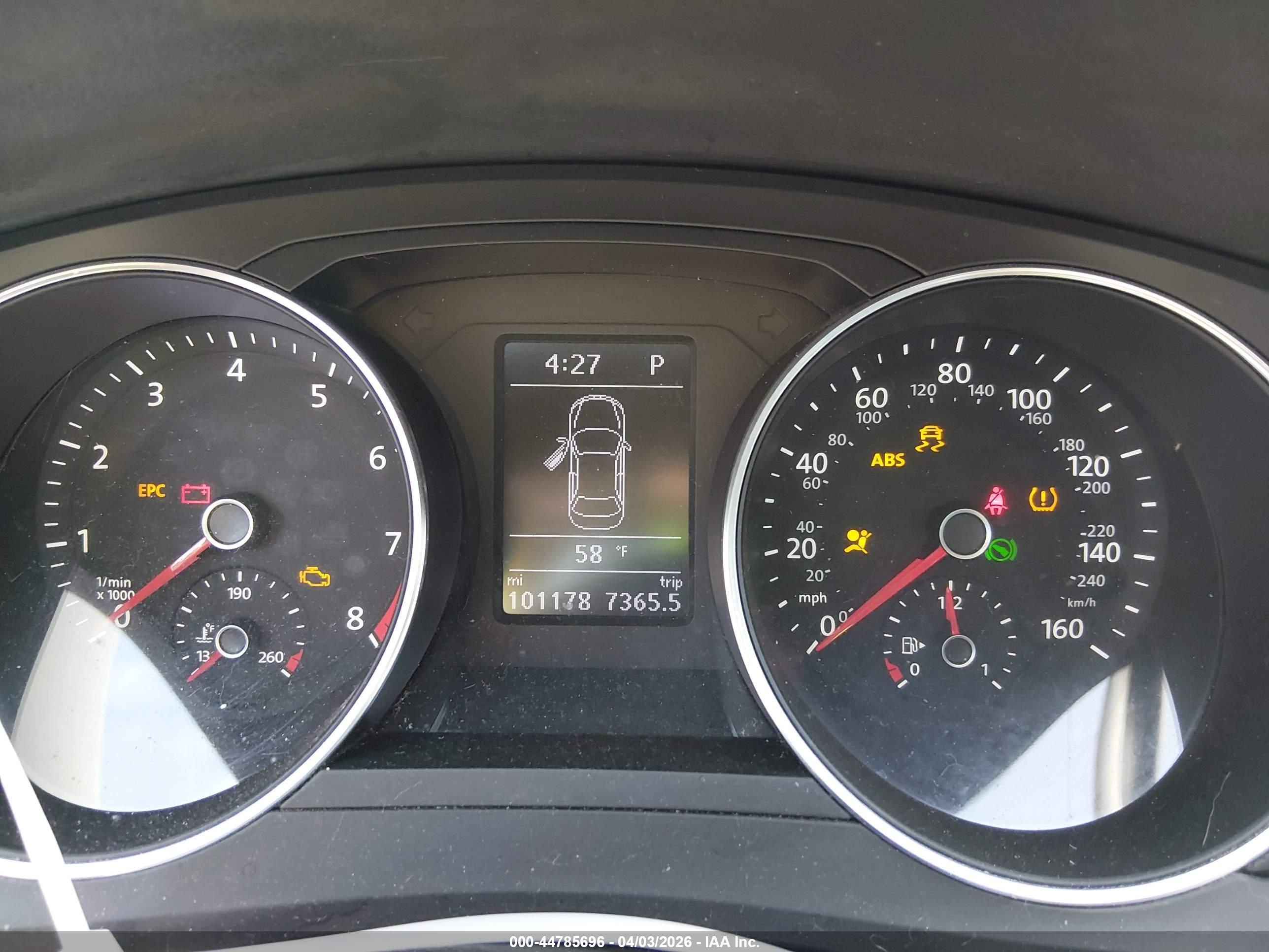 VOLKSWAGEN JETTA image 7