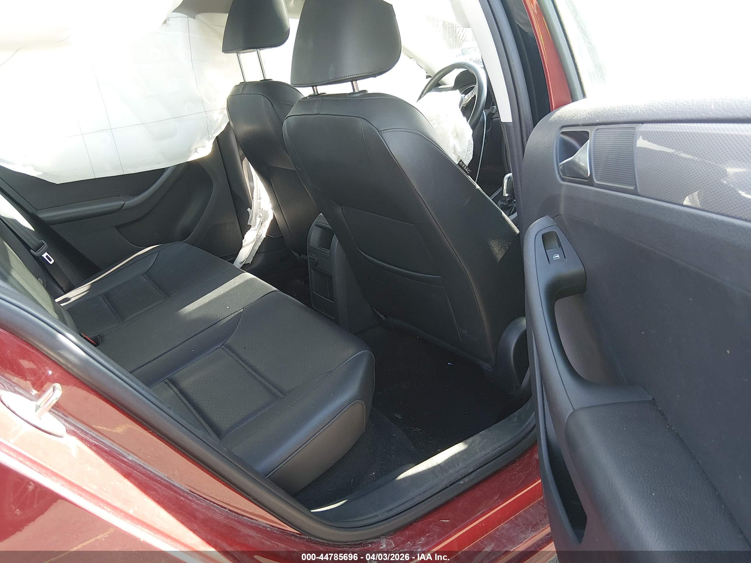 VOLKSWAGEN JETTA image 8