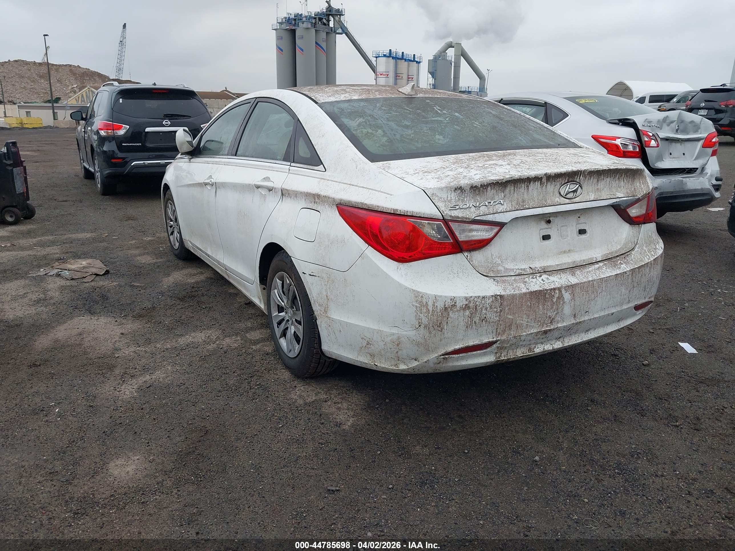 HYUNDAI SONATA image 3