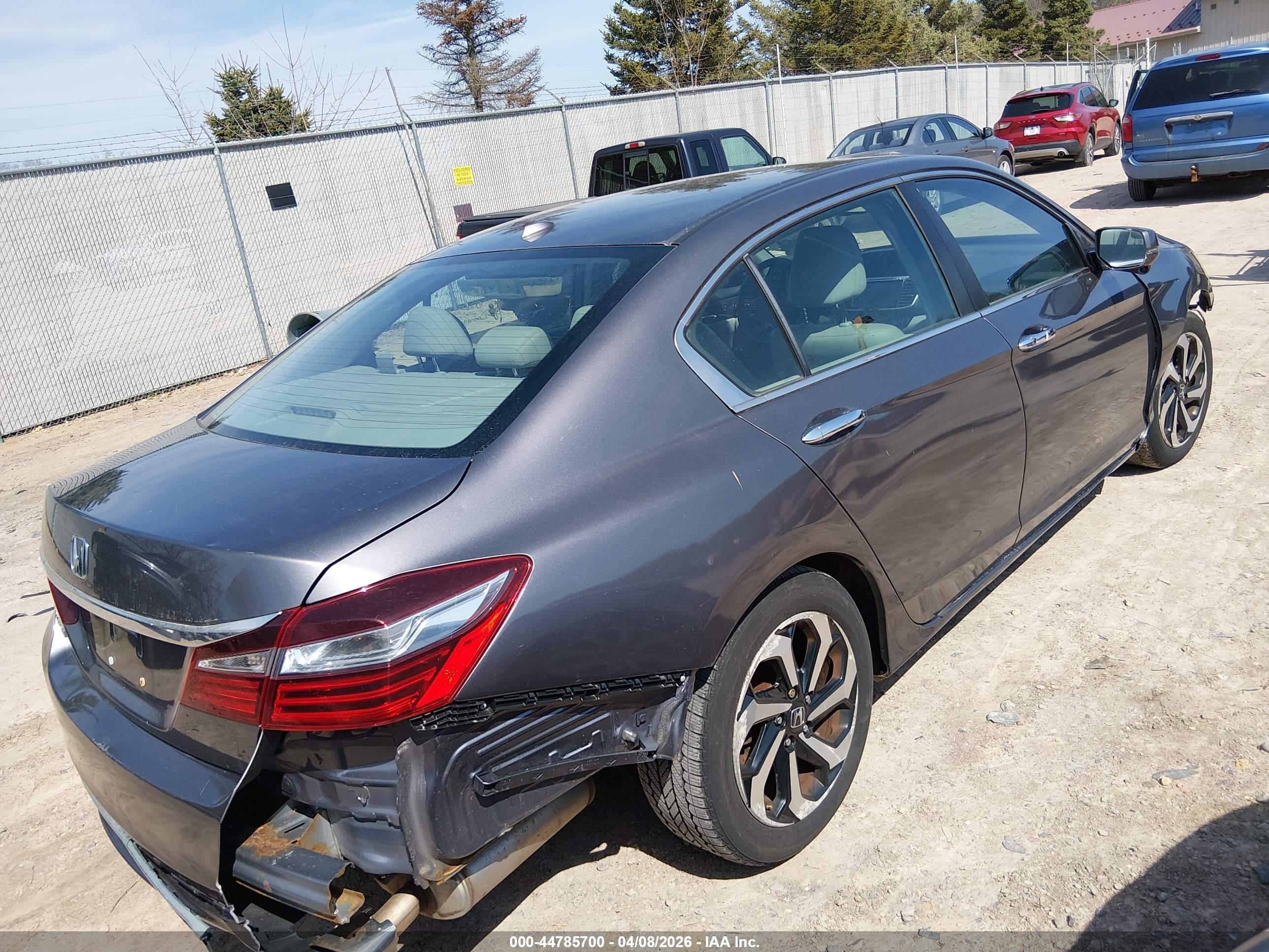 HONDA ACCORD image 4