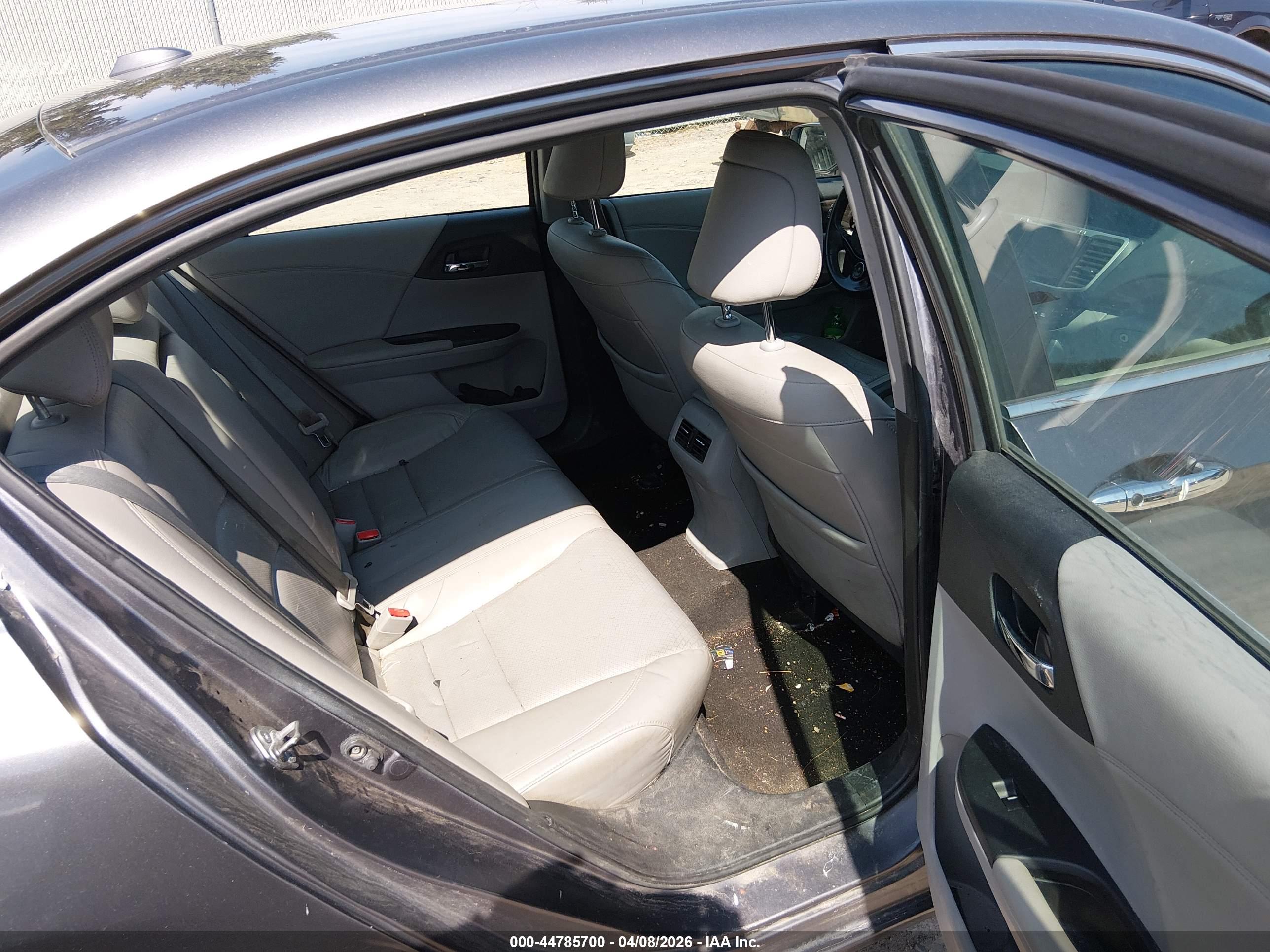 HONDA ACCORD image 8