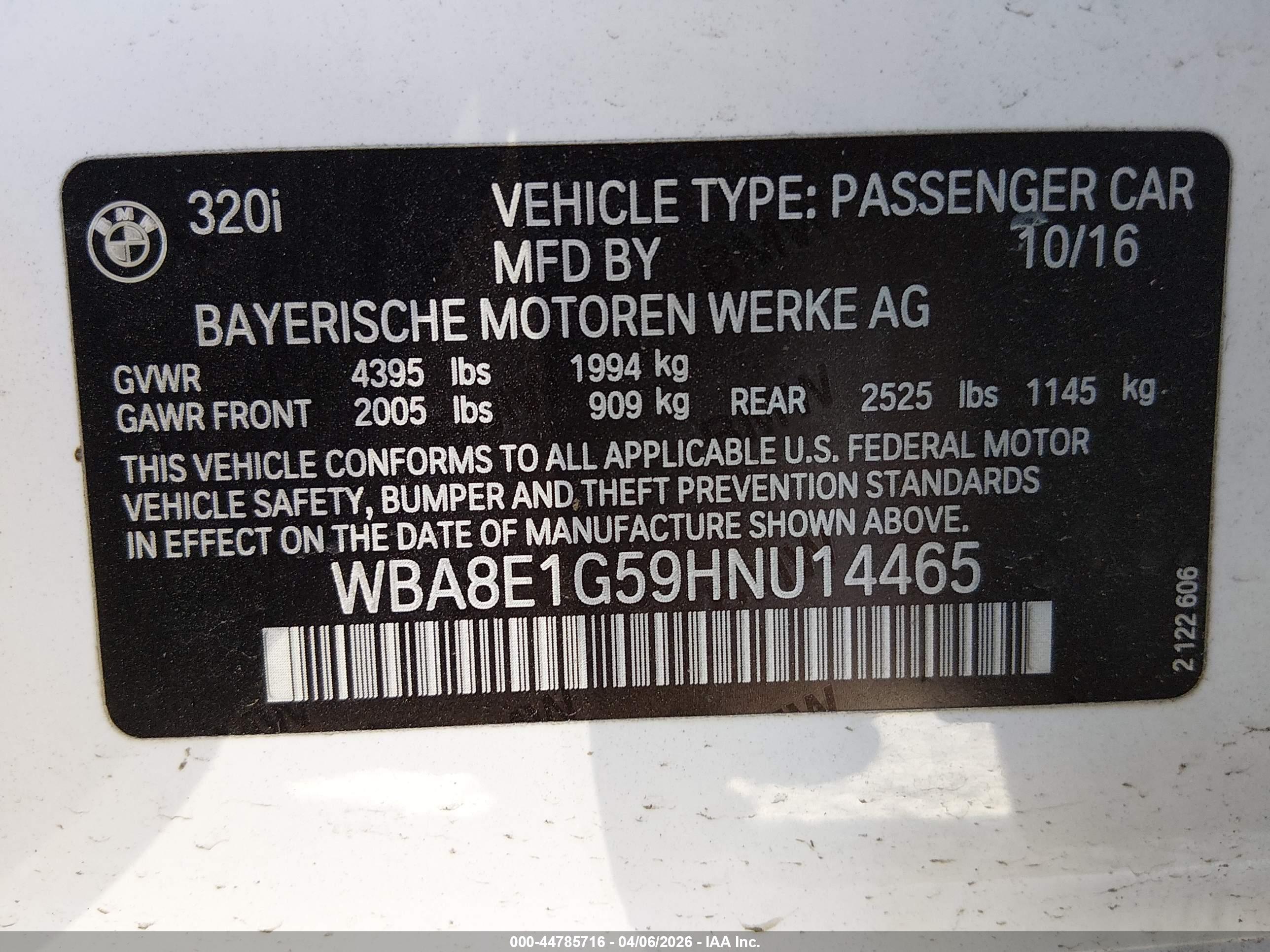 BMW 320I image 9