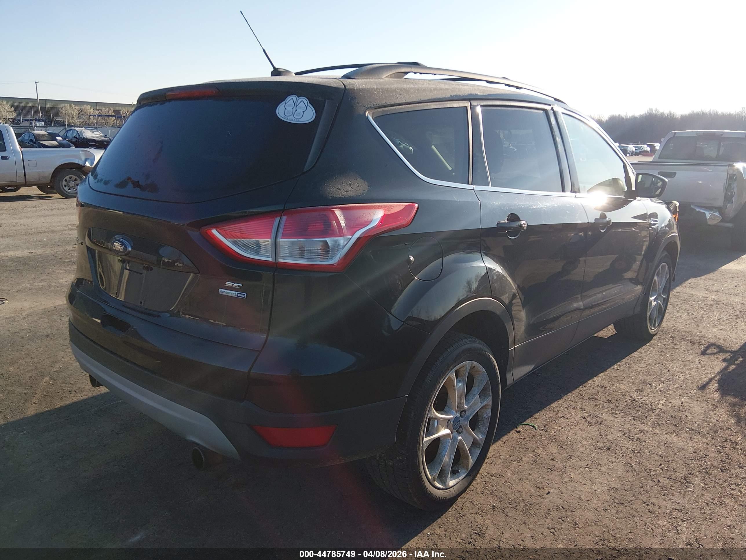 FORD ESCAPE image 4
