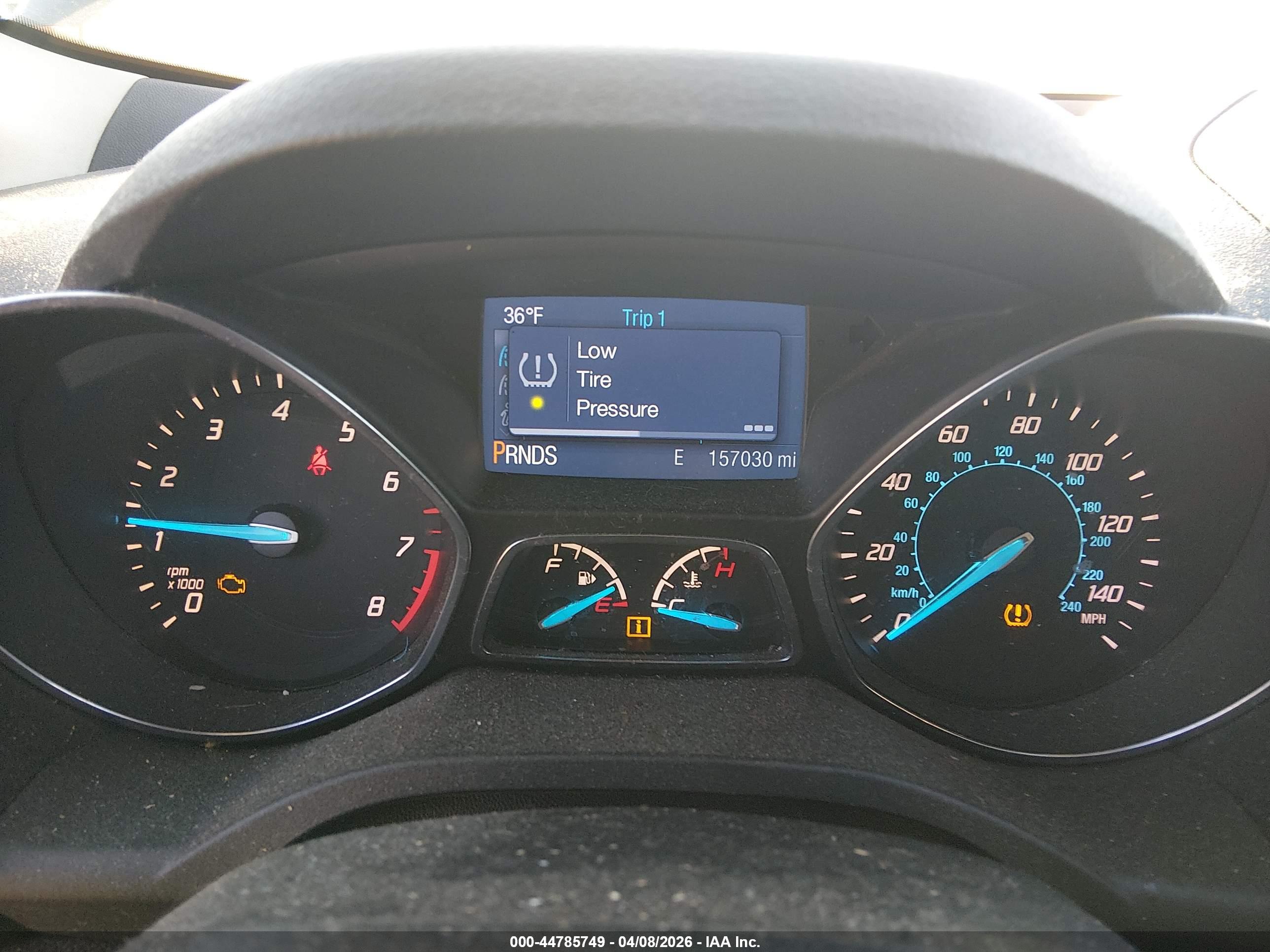 FORD ESCAPE image 7