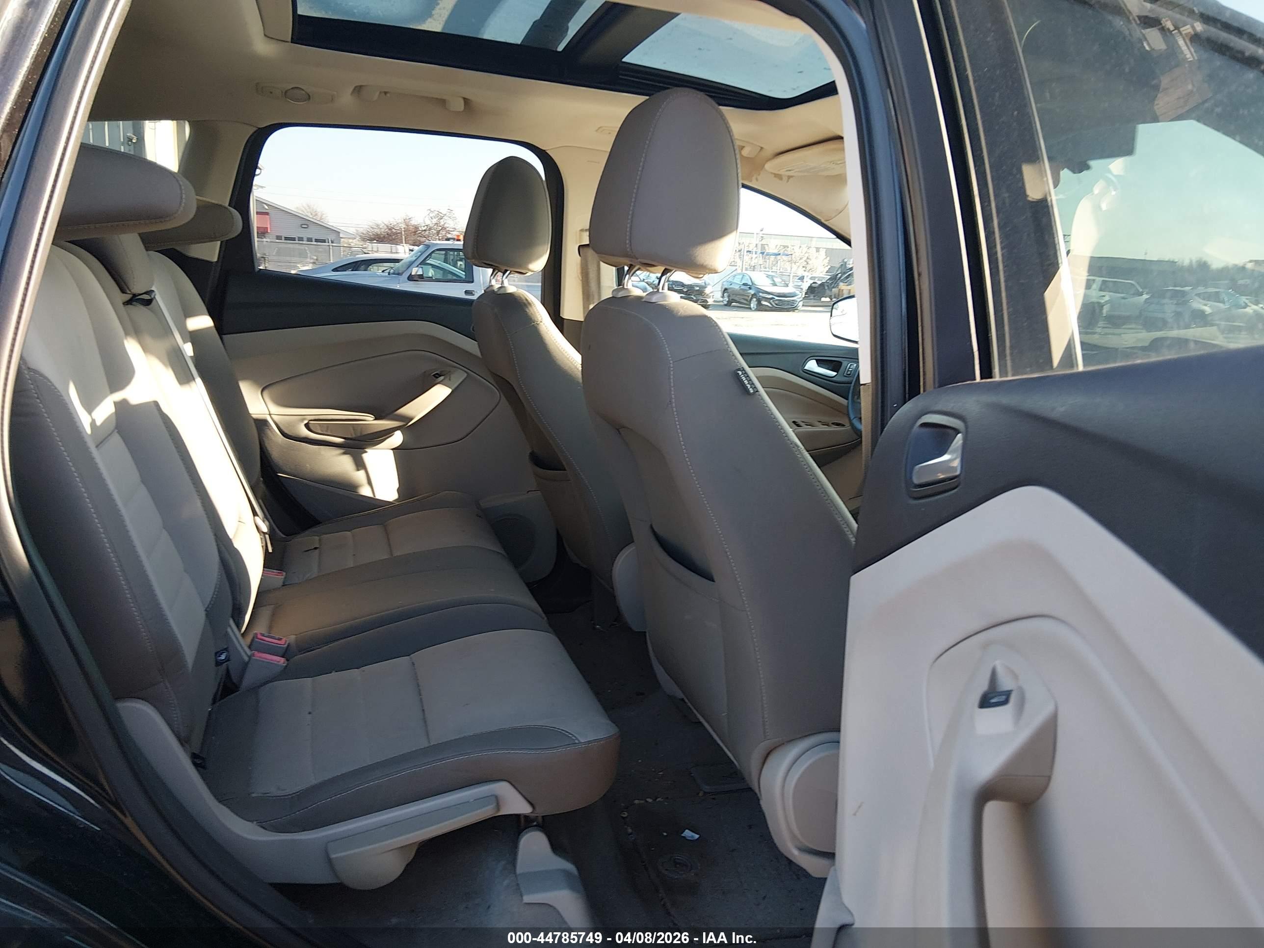 FORD ESCAPE image 8