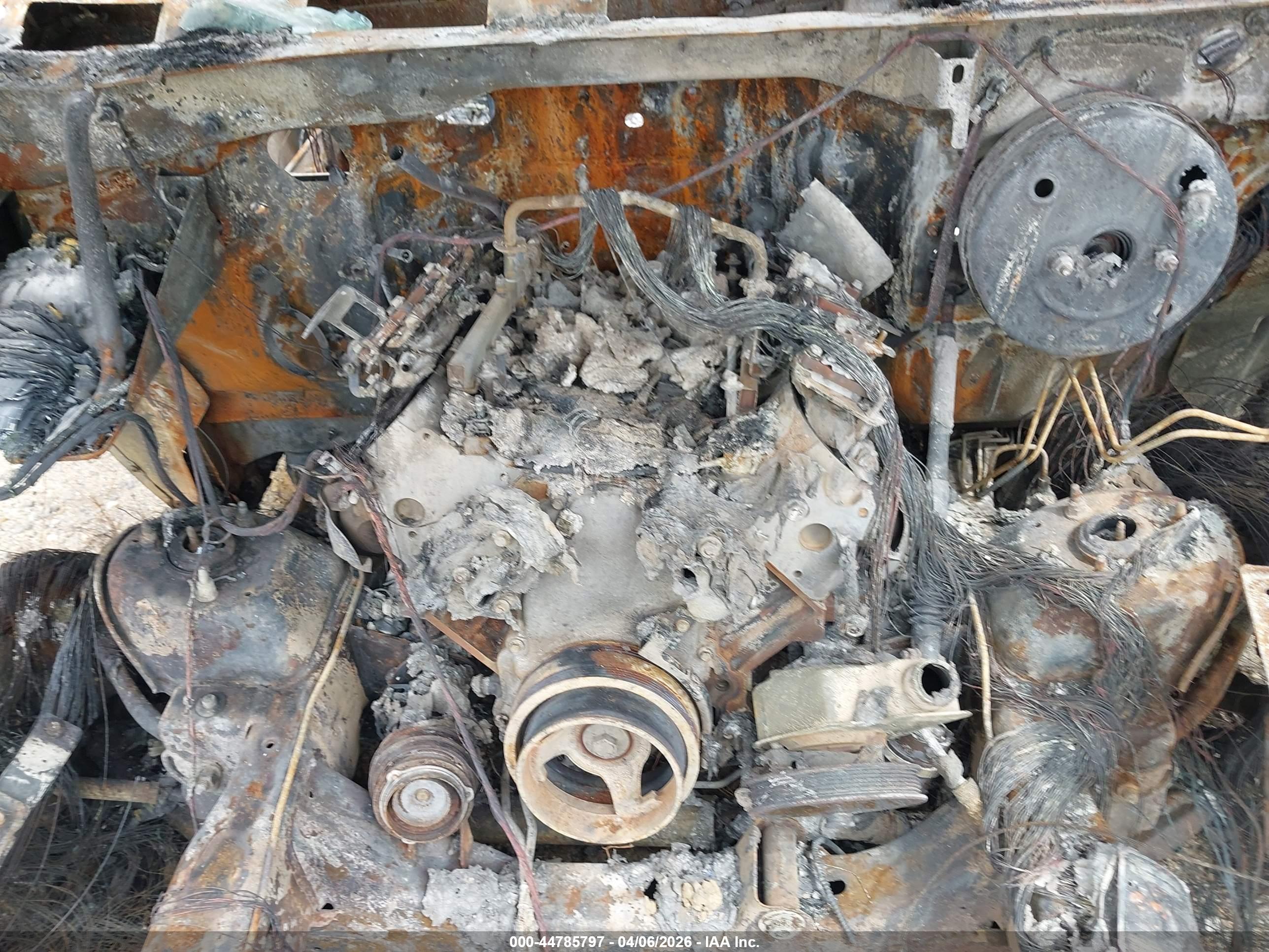 CHEVROLET SUBURBAN image 10
