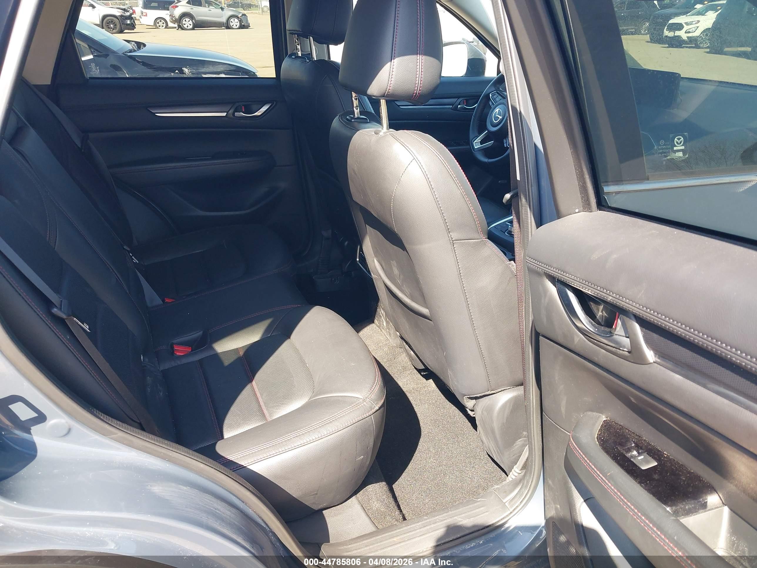 MAZDA CX-5 image 8