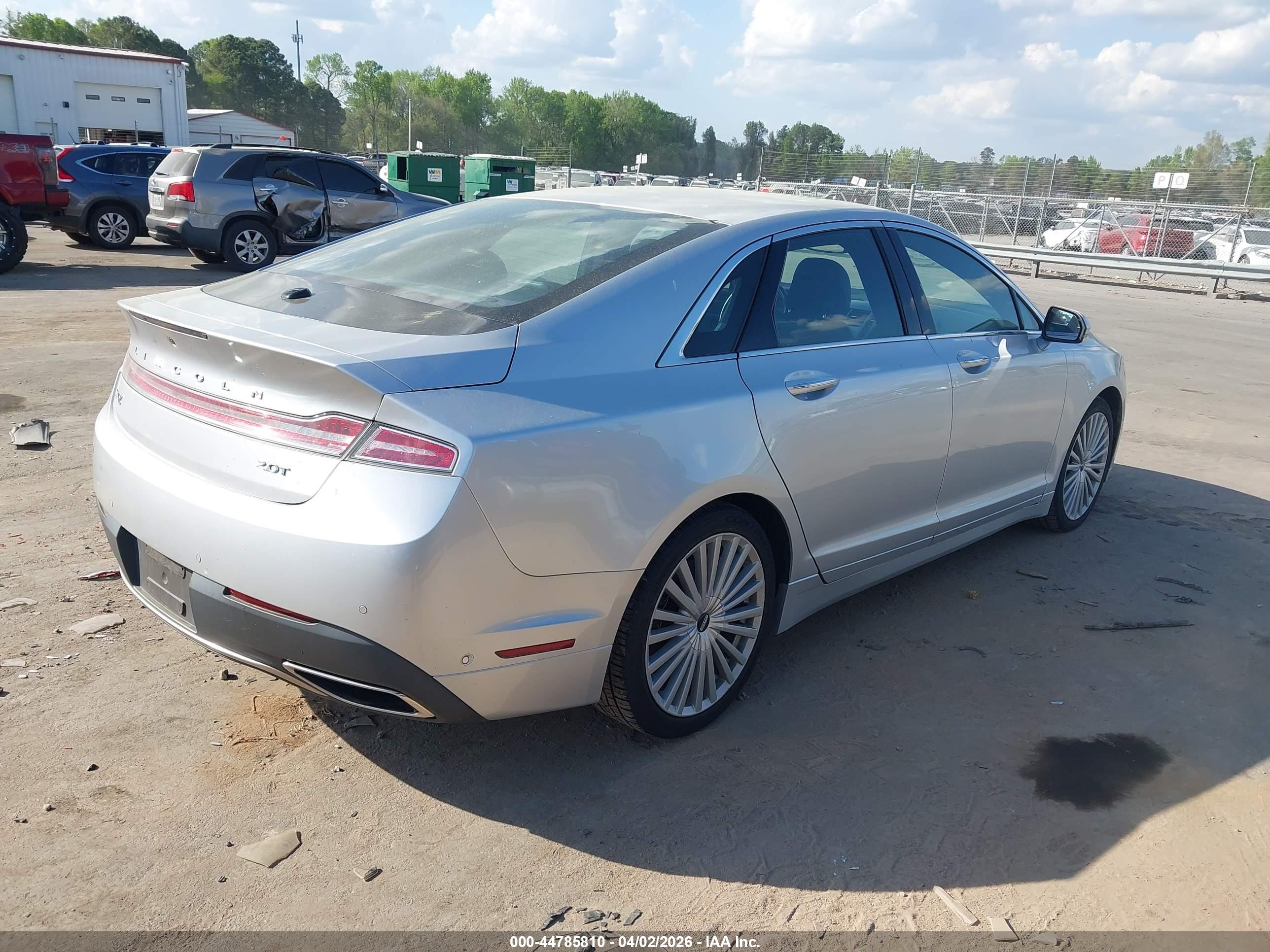 LINCOLN MKZ image 4