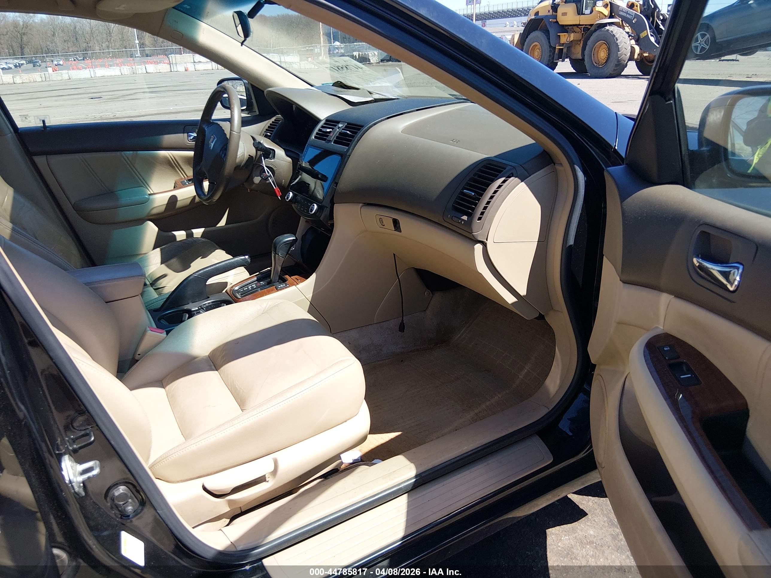 HONDA ACCORD image 5