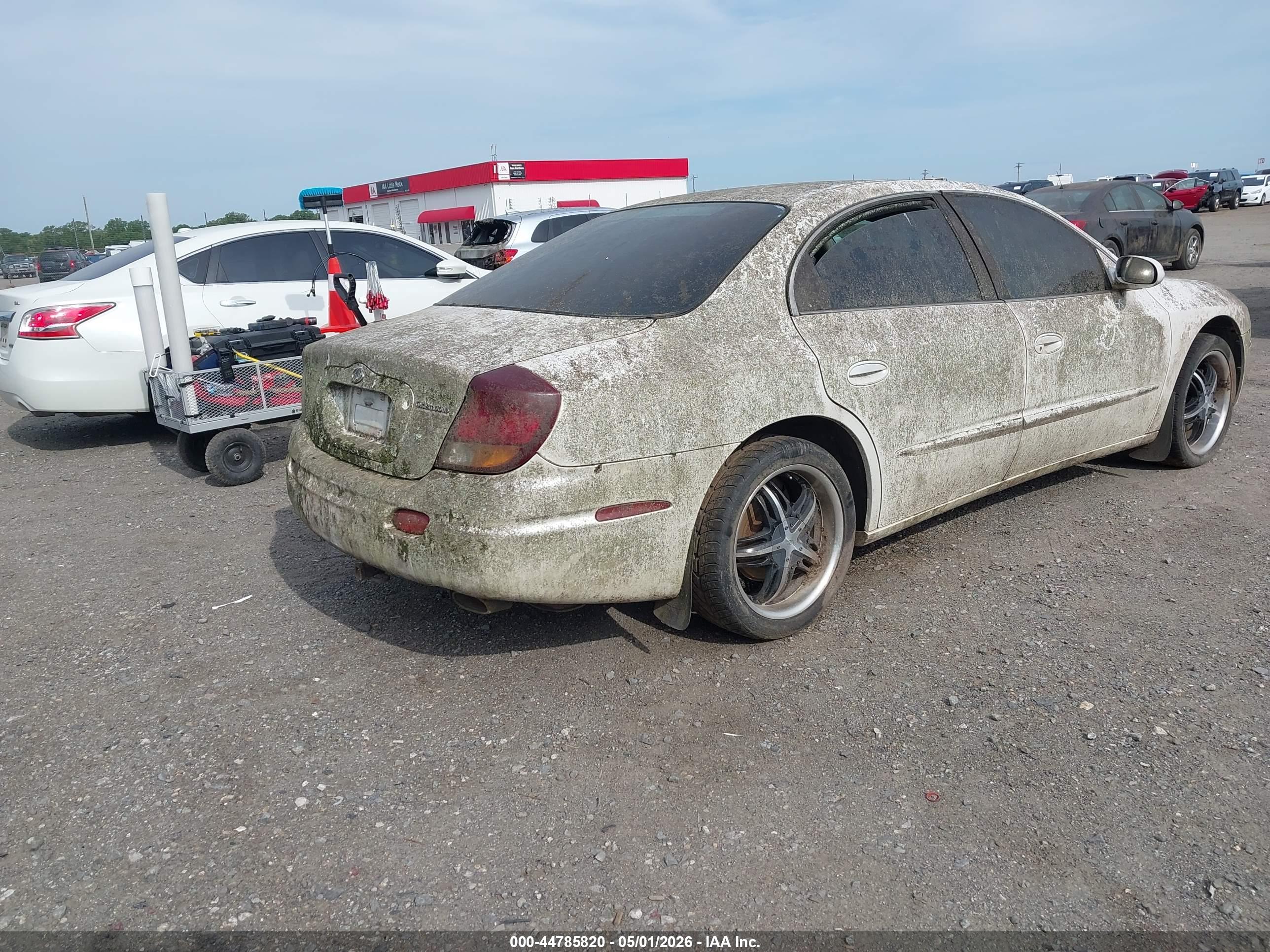 OLDSMOBILE AURORA image 4