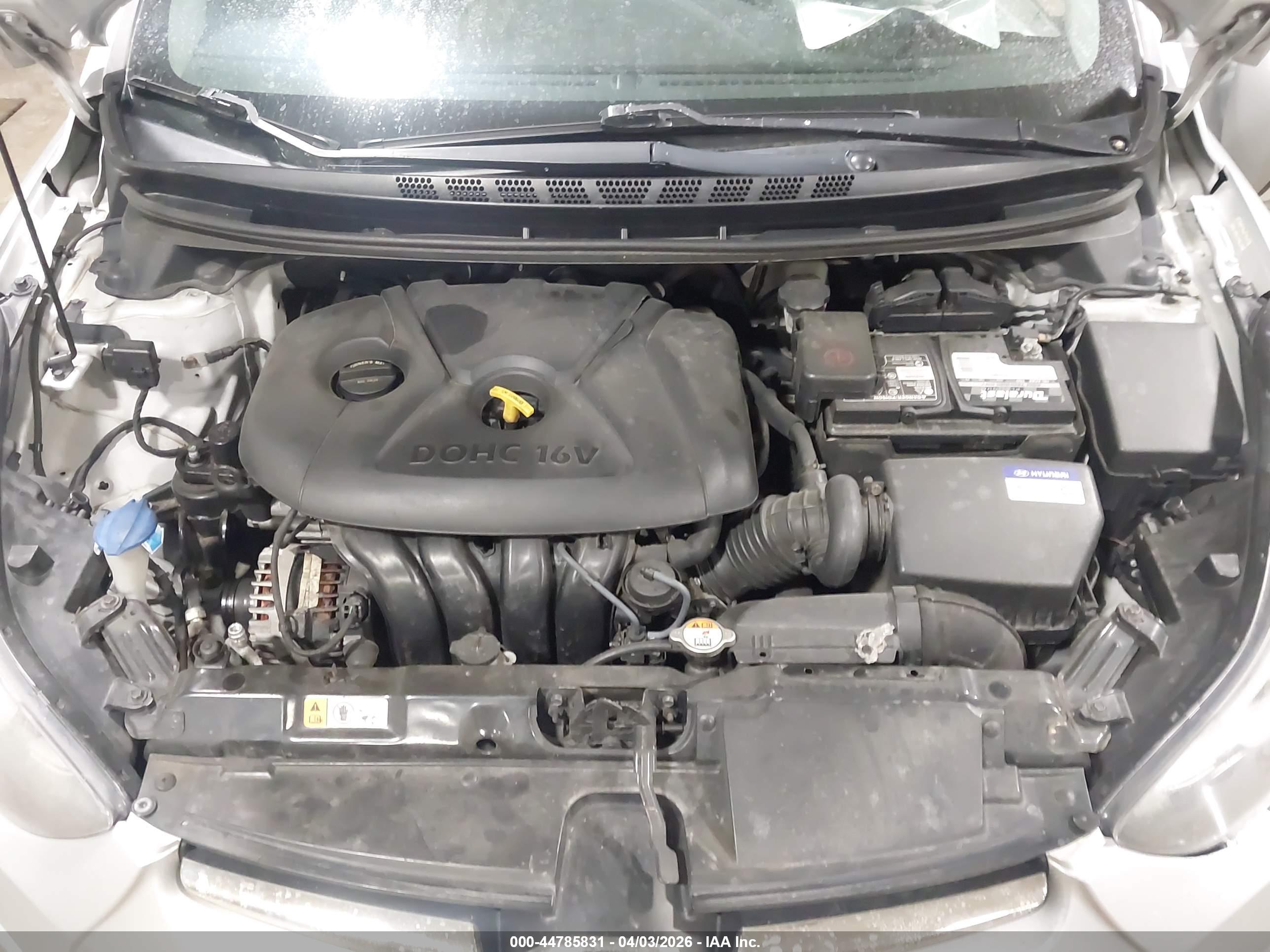HYUNDAI ELANTRA image 10