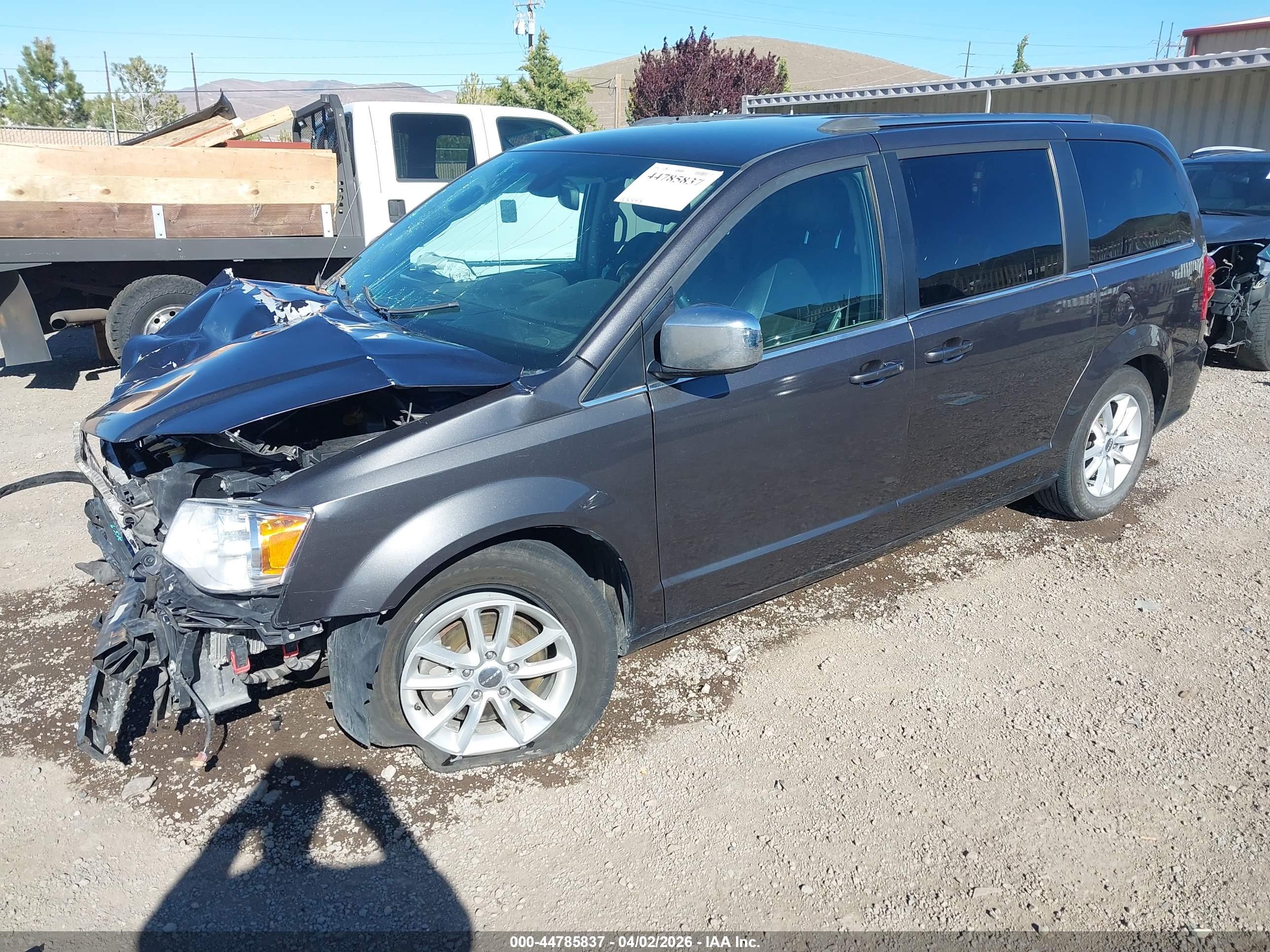 DODGE GRAND image 2