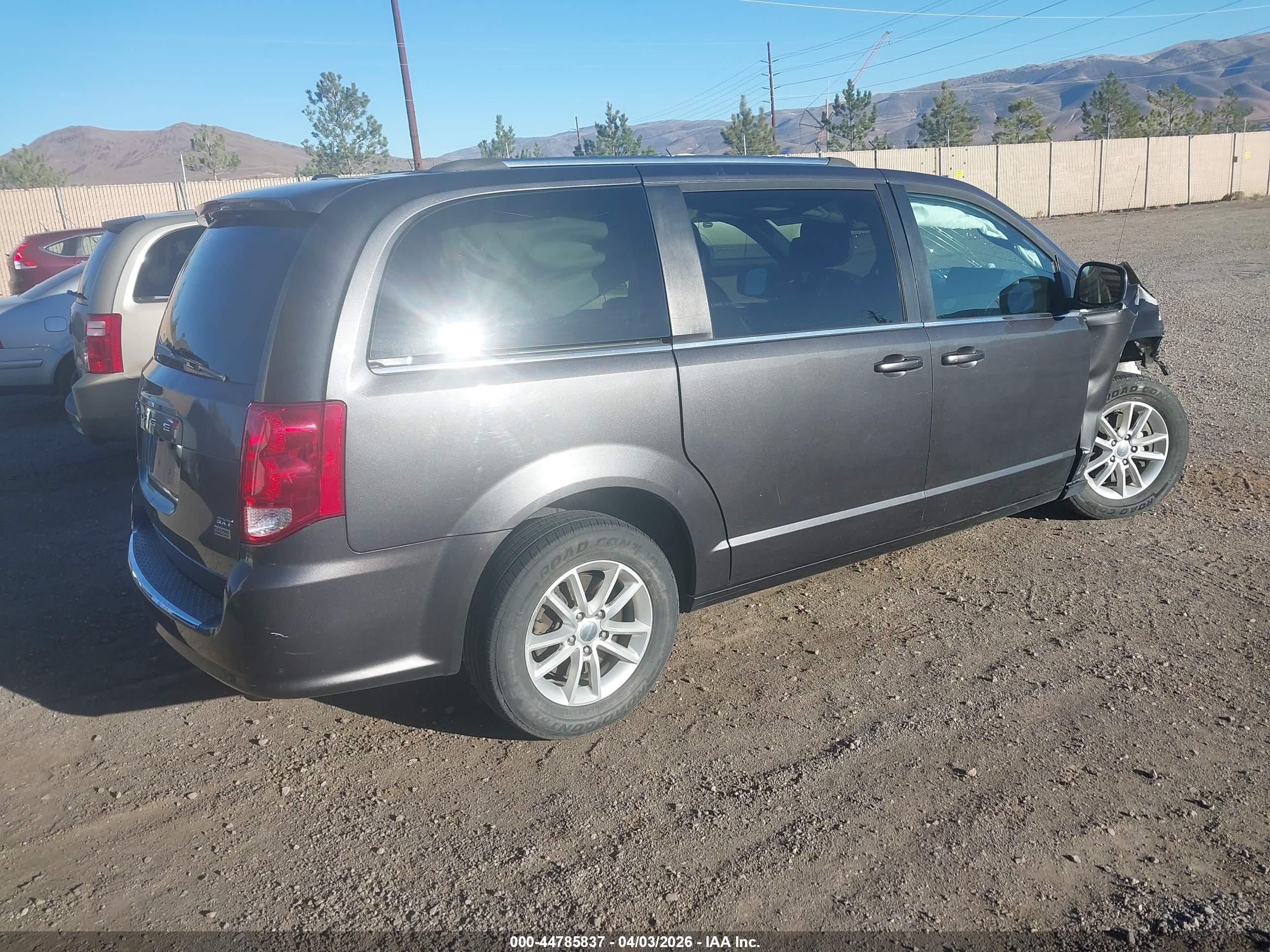 DODGE GRAND image 4