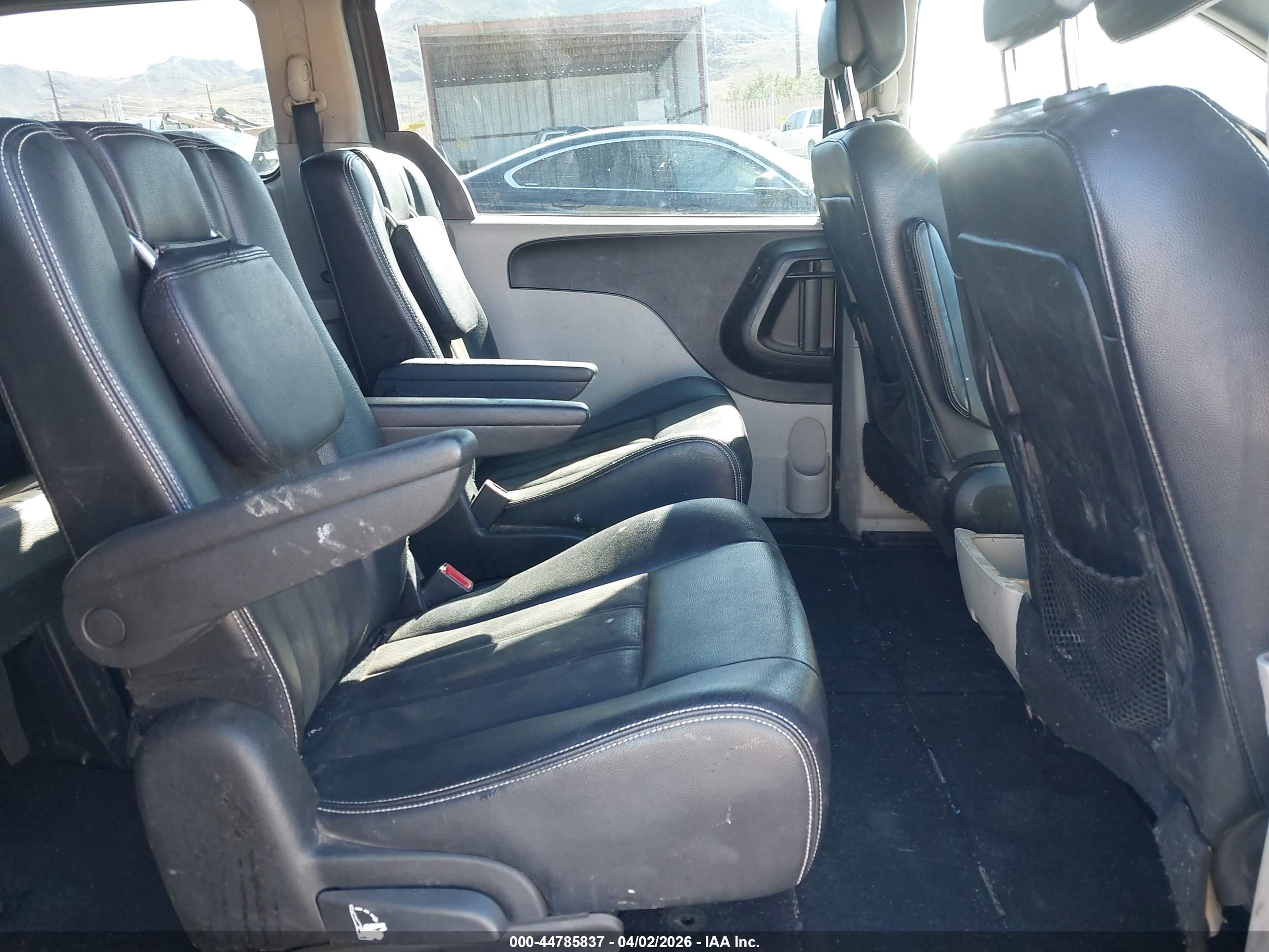 DODGE GRAND image 8