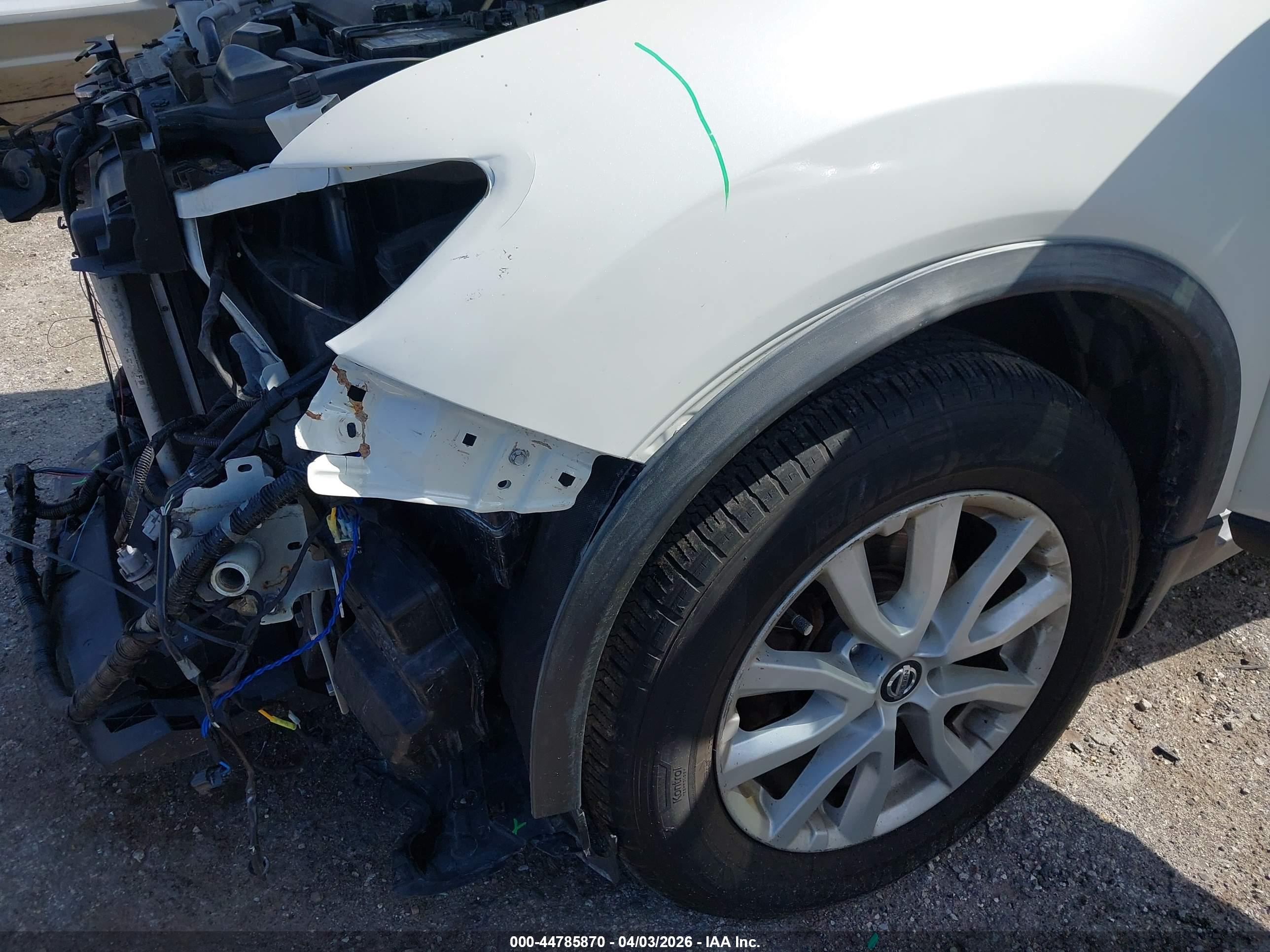 NISSAN ROGUE image 6