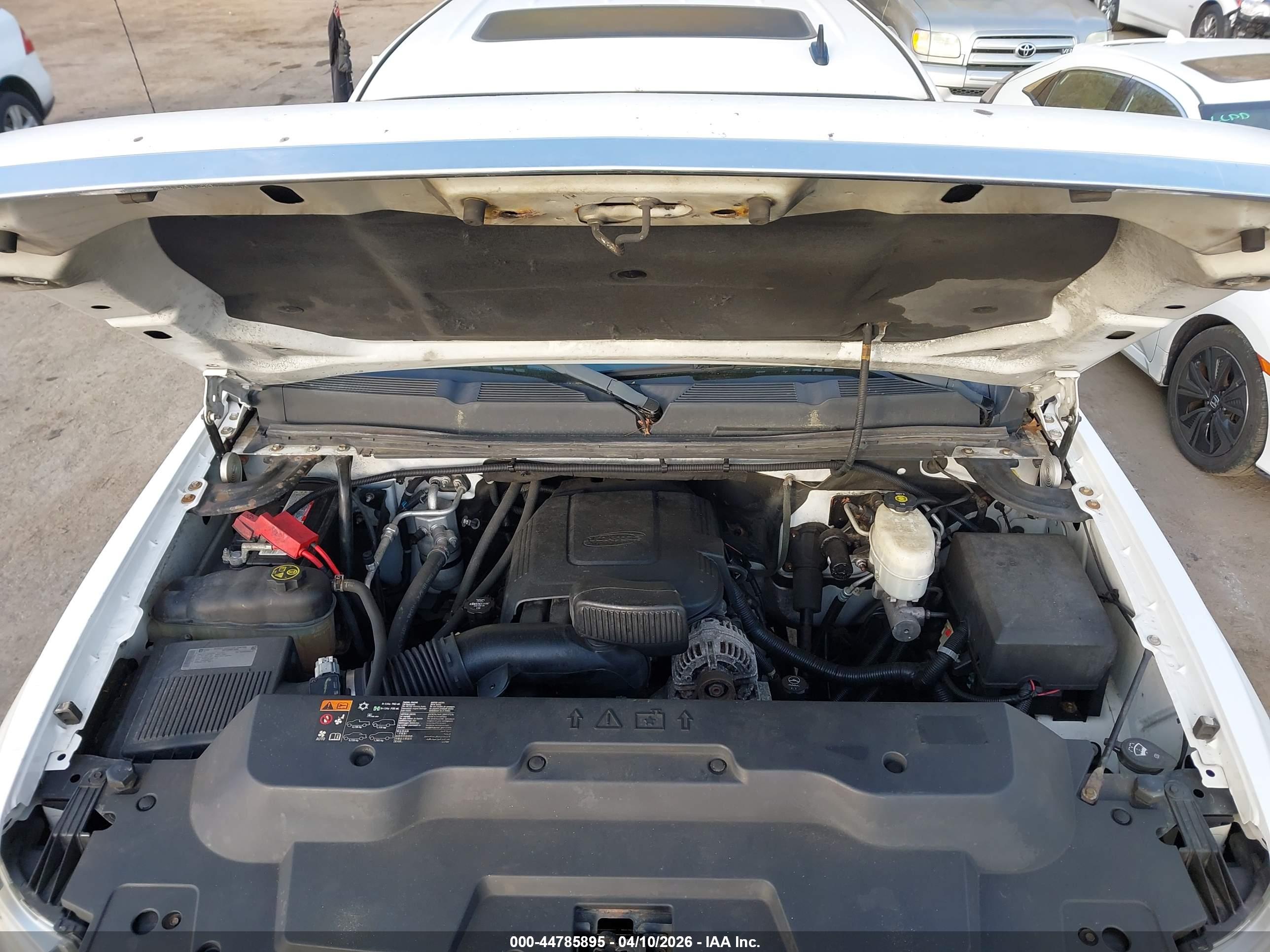 CHEVROLET SILVERADO image 10