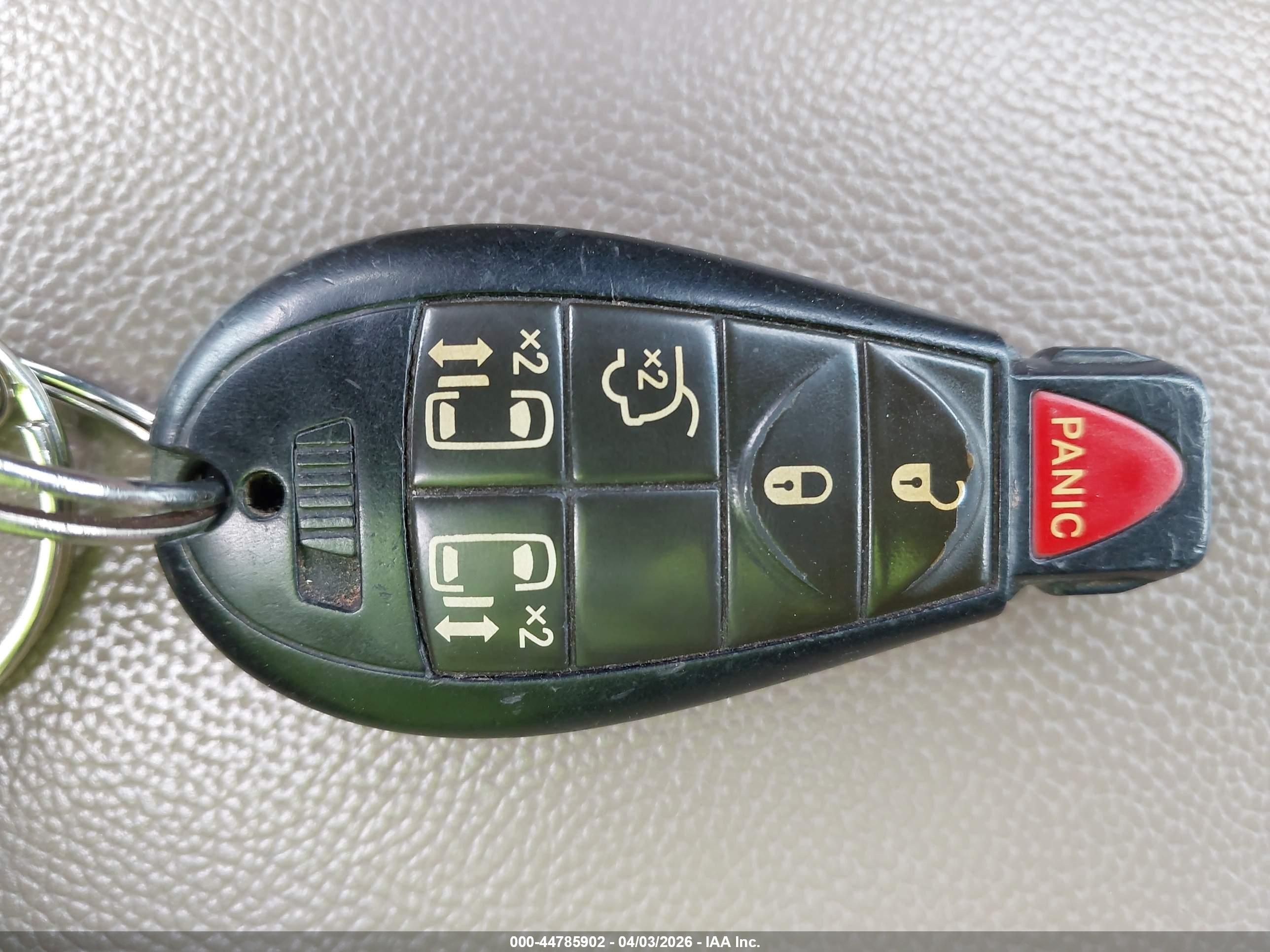 CHRYSLER TOWN image 11