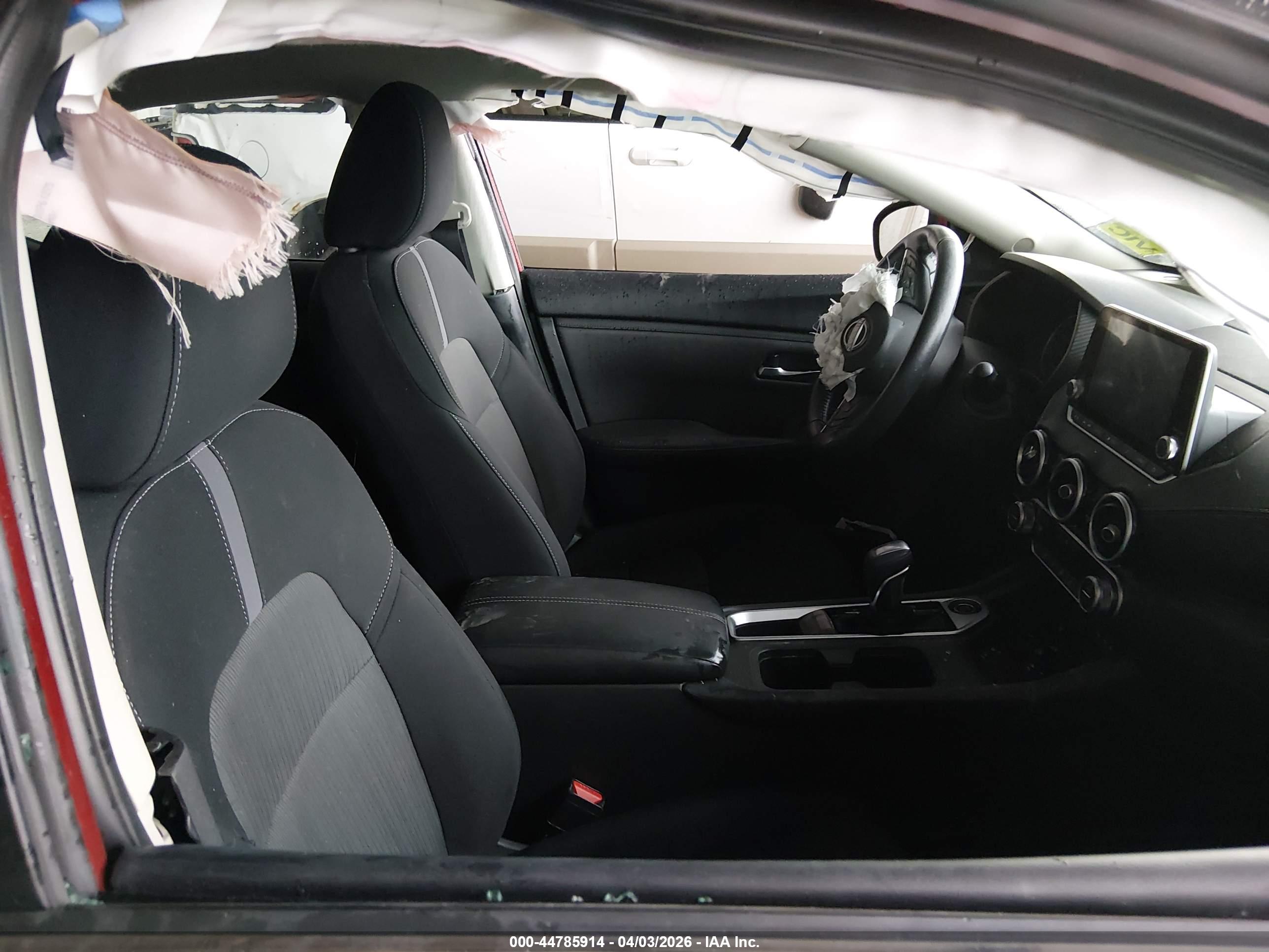 NISSAN SENTRA image 5