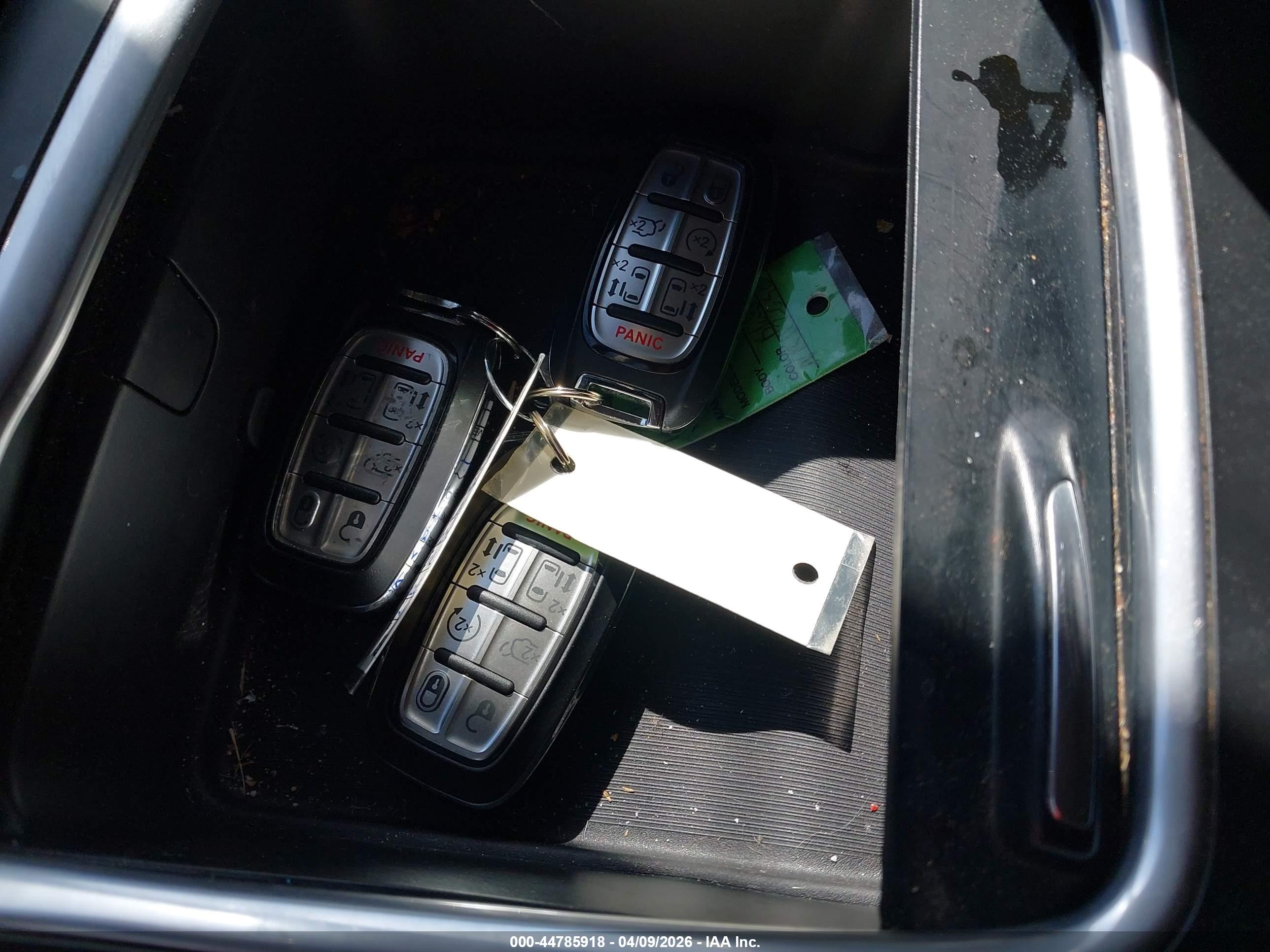 CHRYSLER PACIFICA image 11