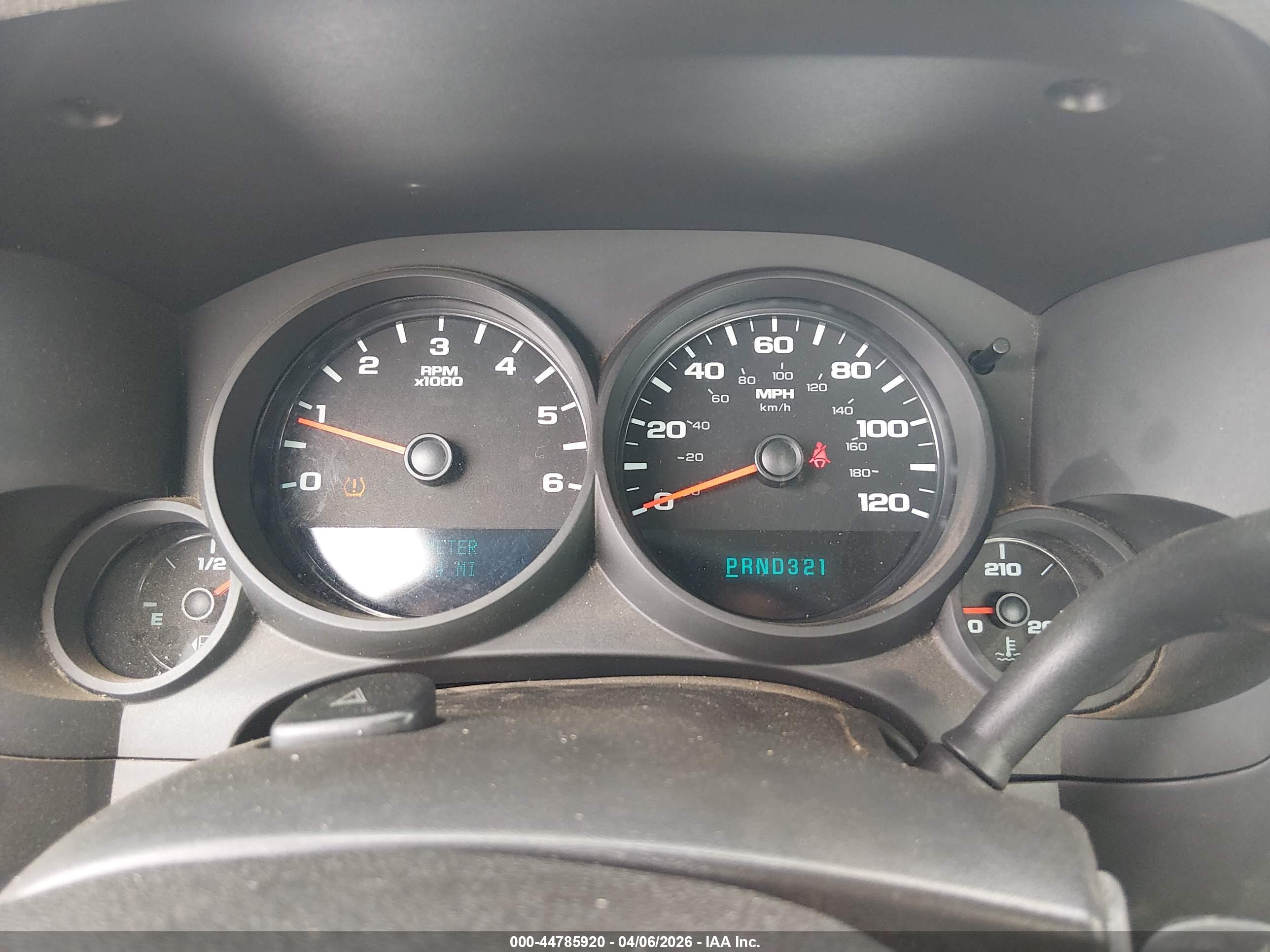 CHEVROLET SILVERADO image 7