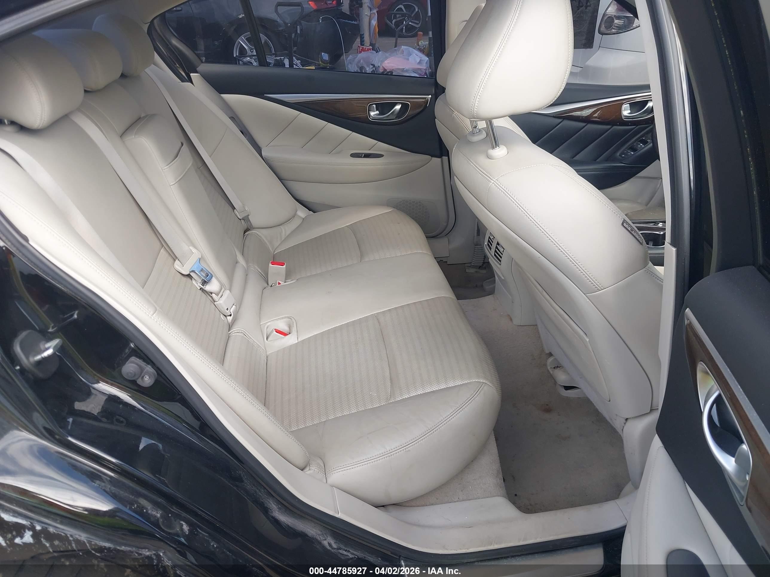 INFINITI Q50 image 8