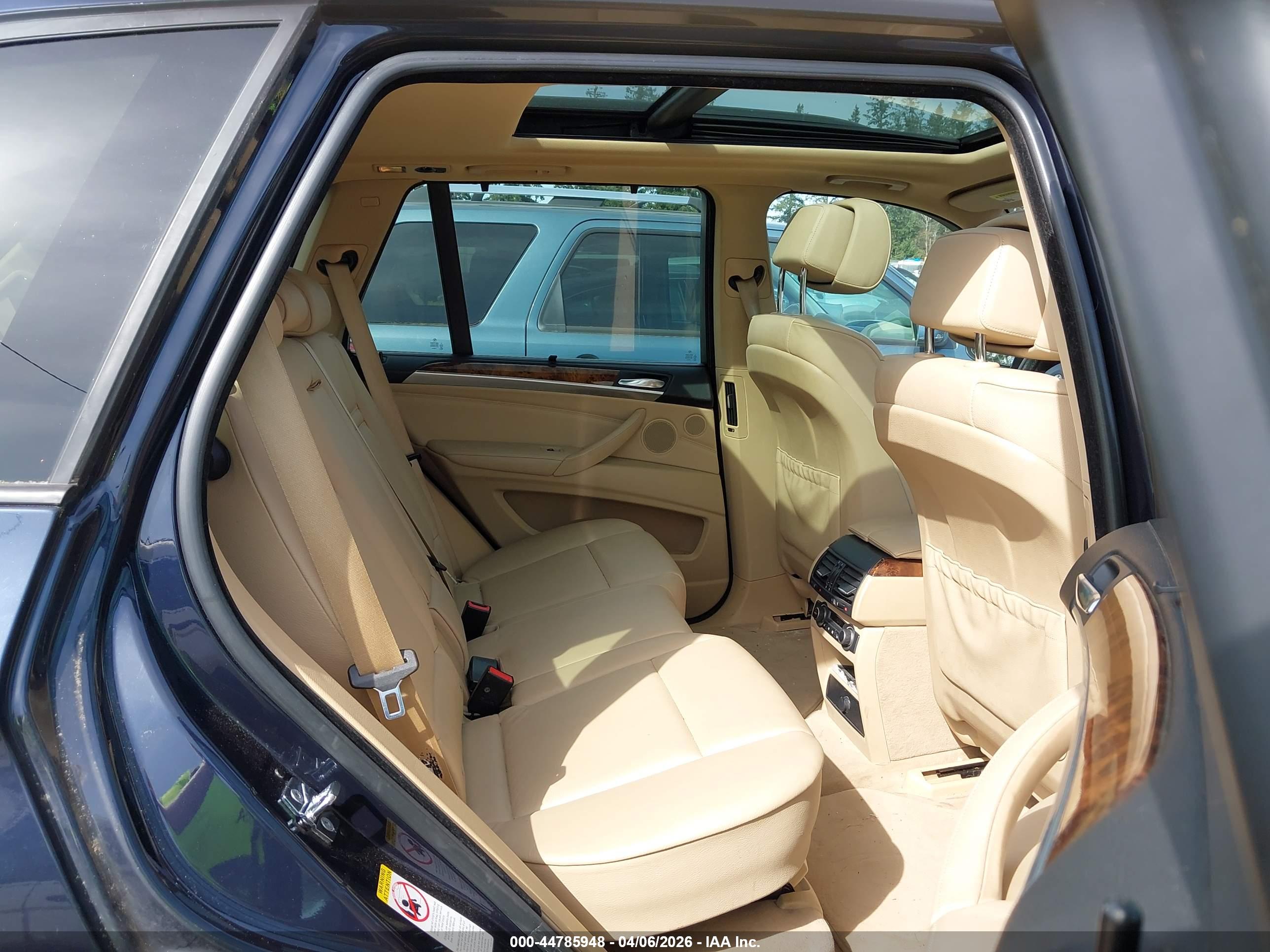 BMW X5 image 8
