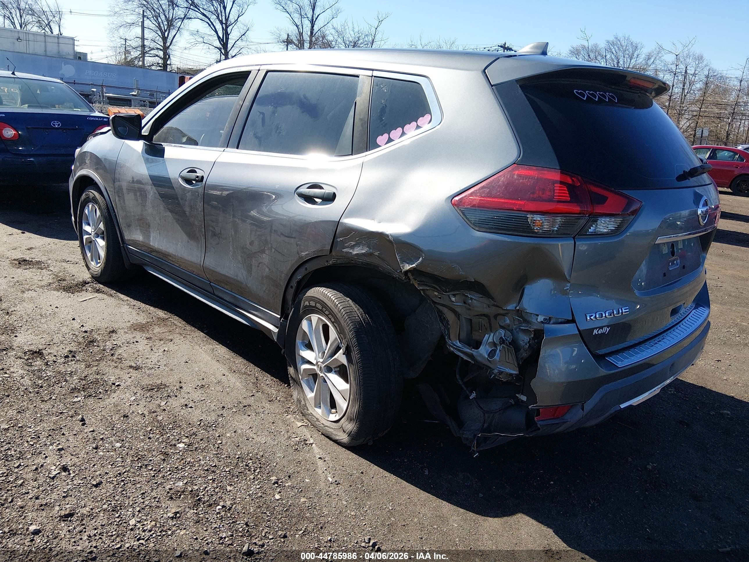 NISSAN ROGUE image 3