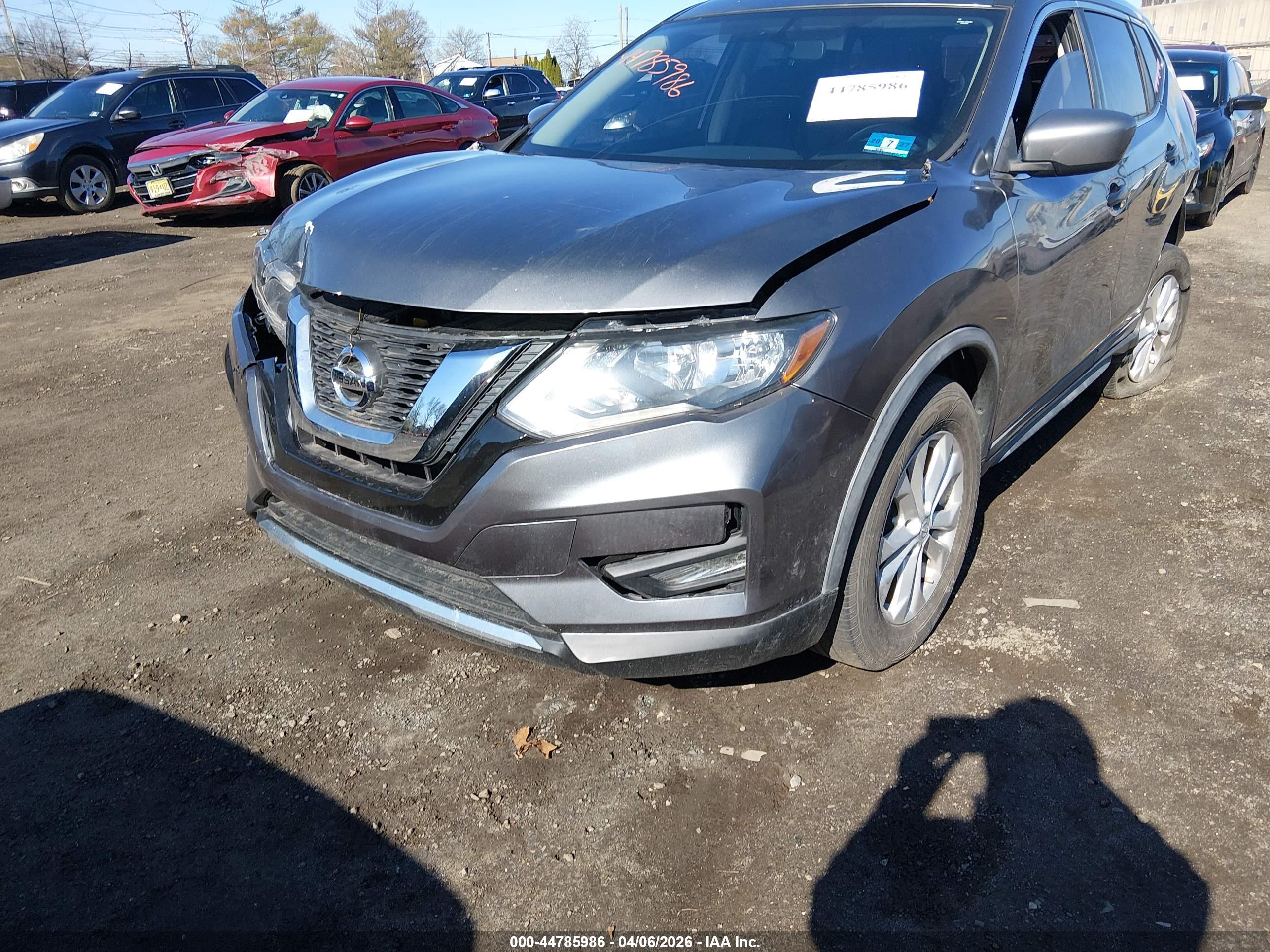 NISSAN ROGUE image 6