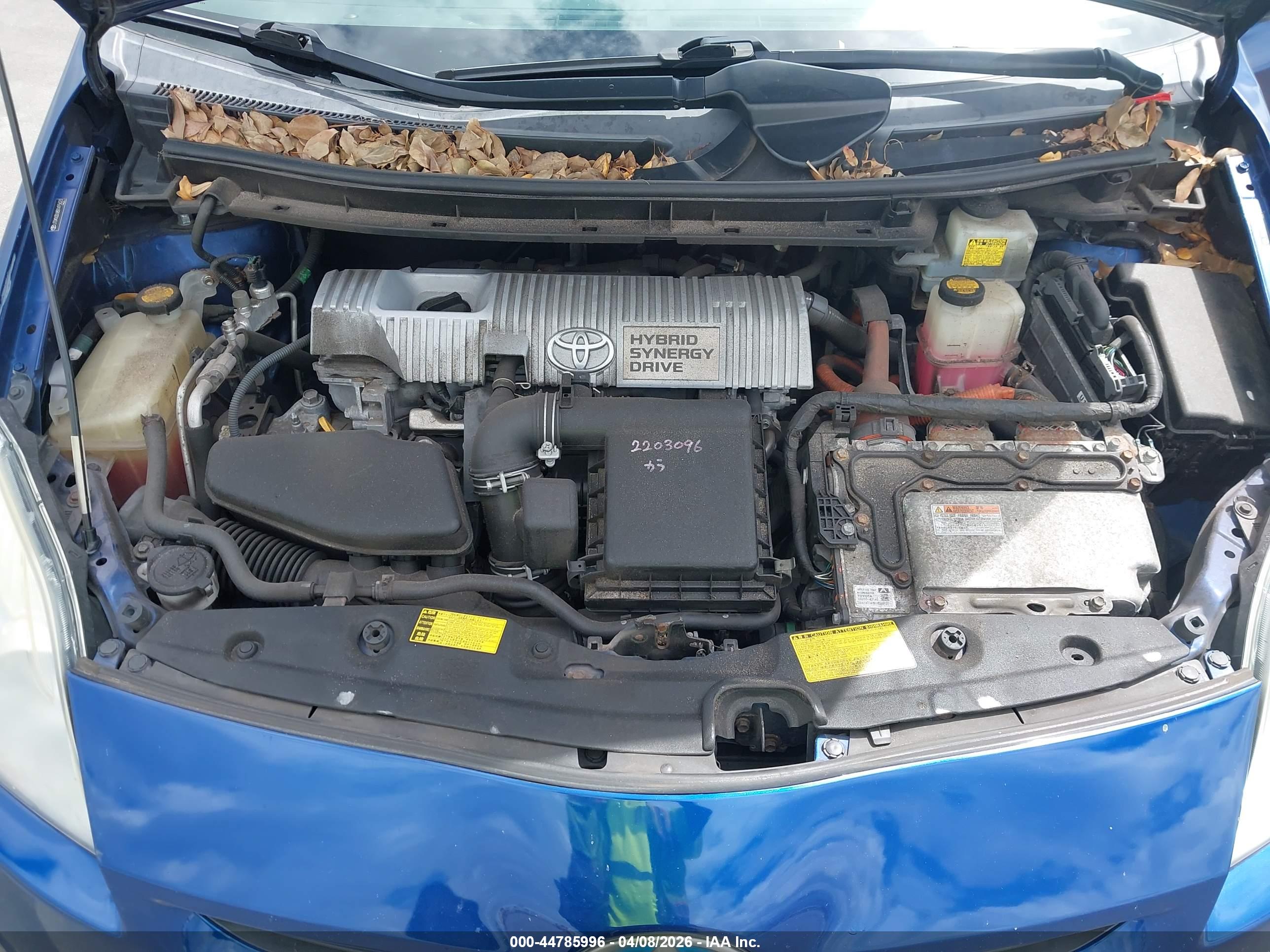 TOYOTA PRIUS image 10